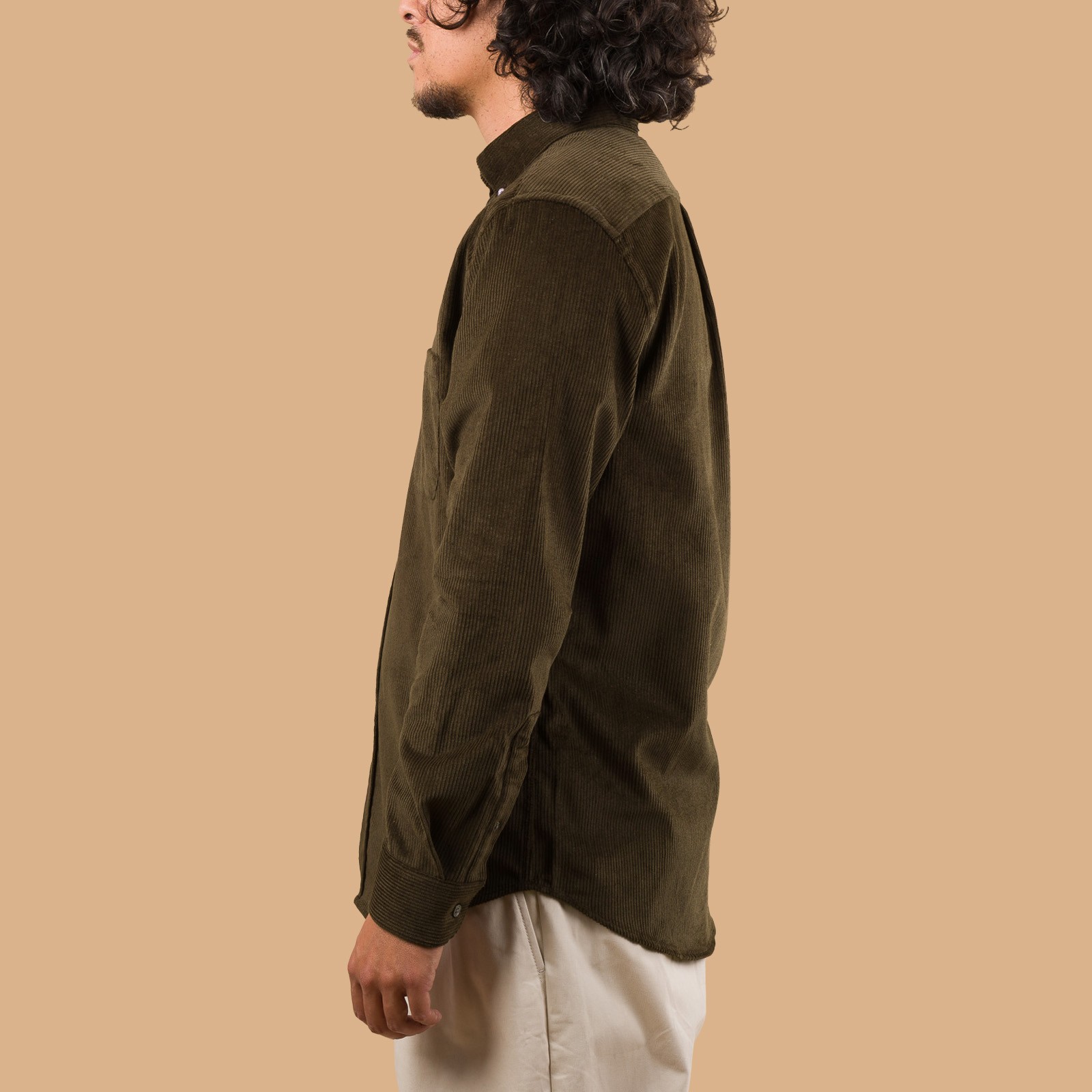 Image-Flâneurs_PORTUGUESE FLANNEL / Lobo Olive