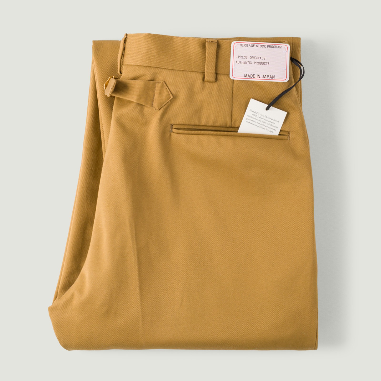 Image-Flâneurs_J. PRESS / Piped Stem West Point Khaki_Vignette