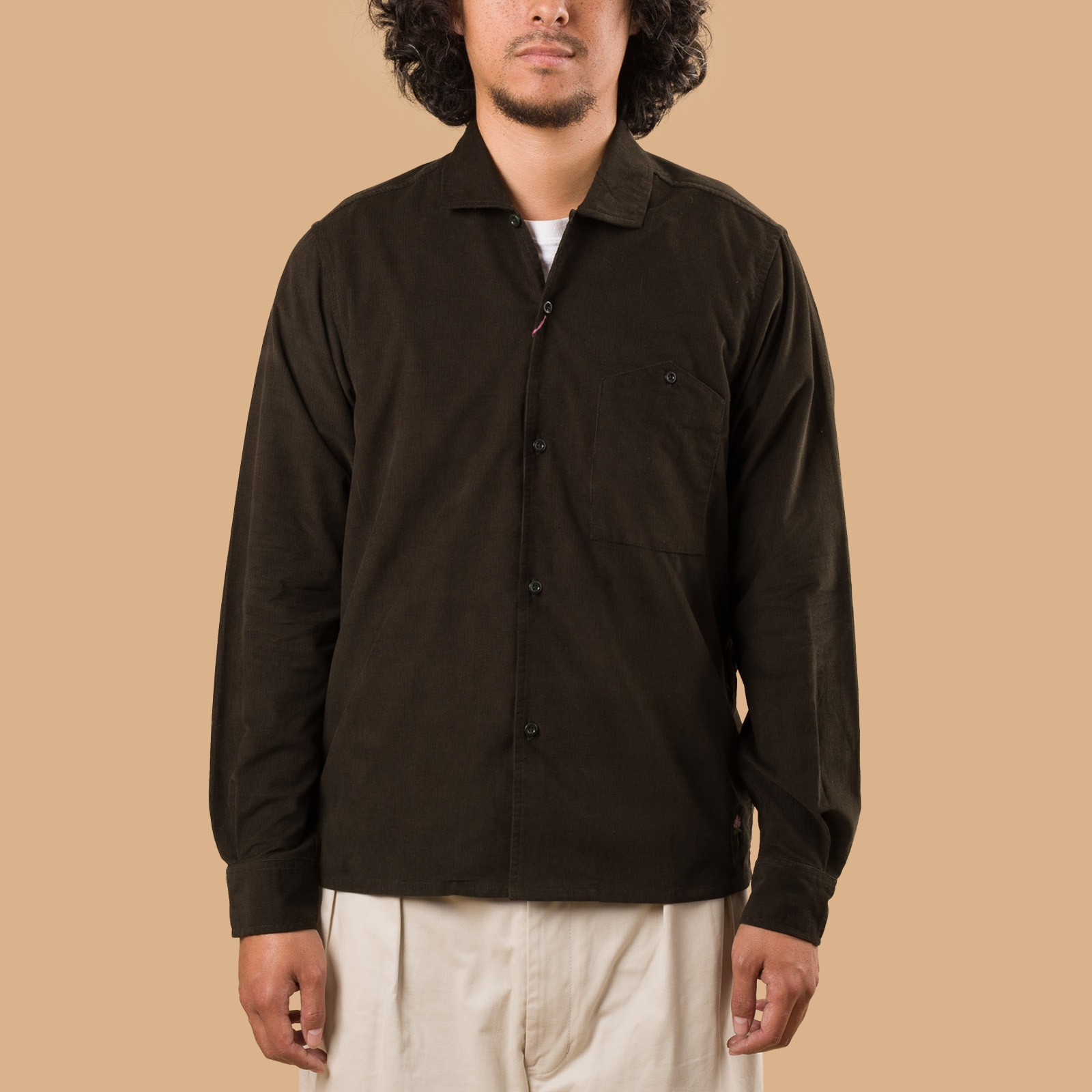 chemise collaboration KARDO x FLANEURS de face