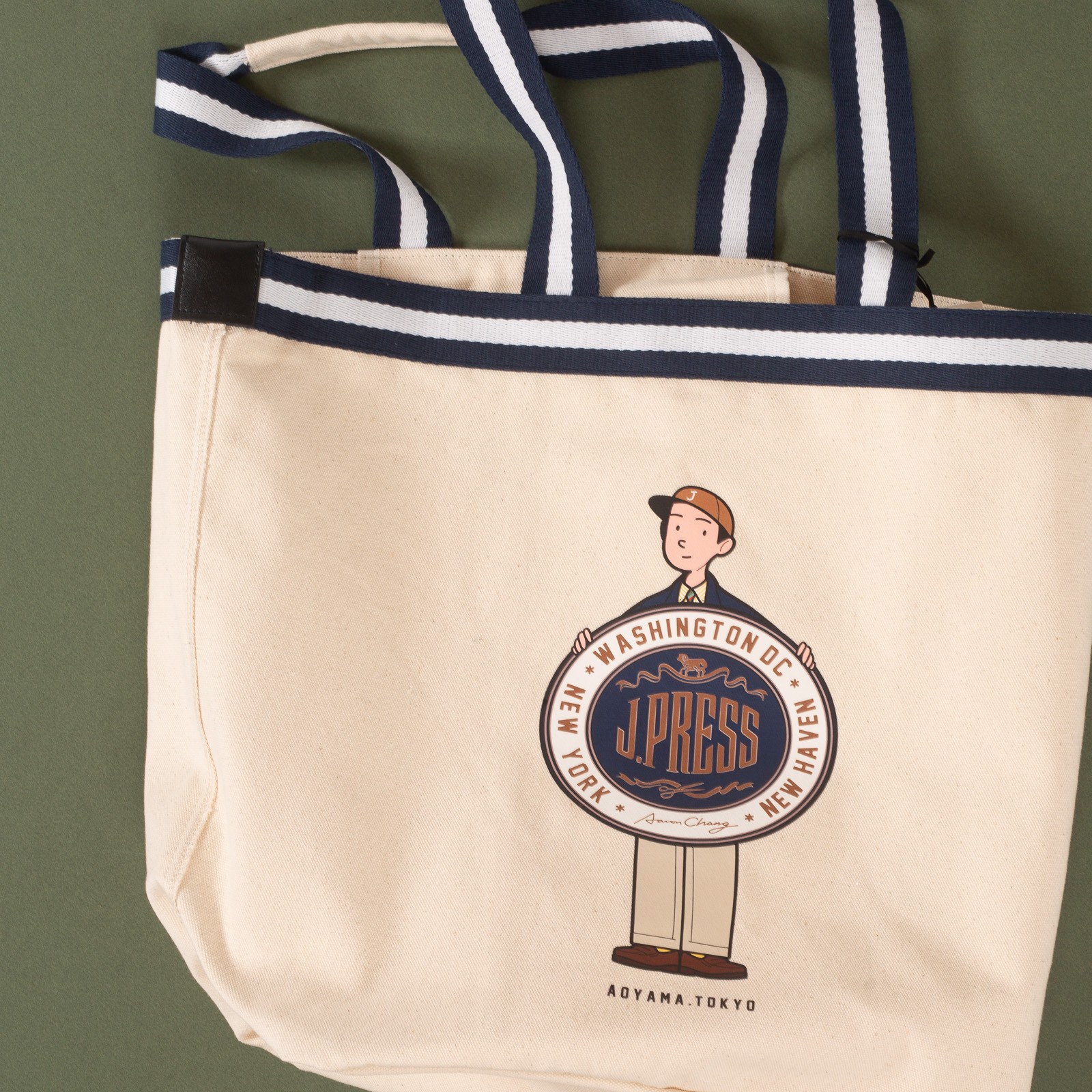 Image-Flâneurs_J. PRESS / Cotton Canvas Aaron Chang Tote White_Détail-1