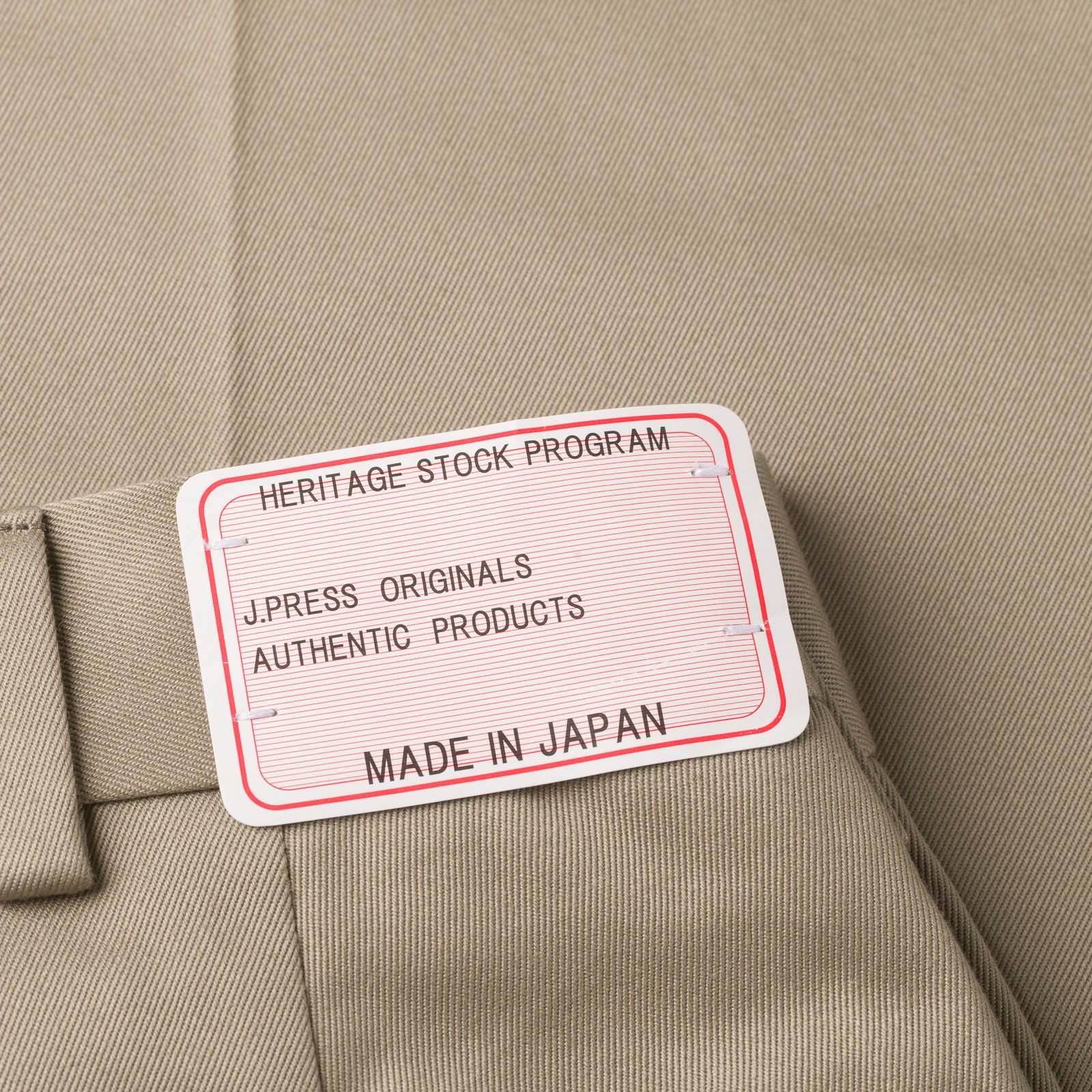 Image-Flâneurs_J. PRESS / Piped Stem West Point Beige_détail-3