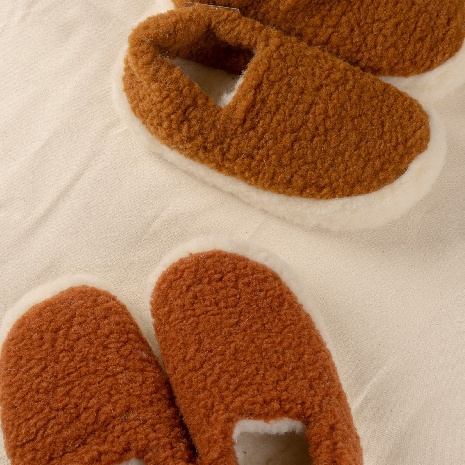 Image-Flâneurs_COLDBREAKER / Siberian Slippers Fox_detail