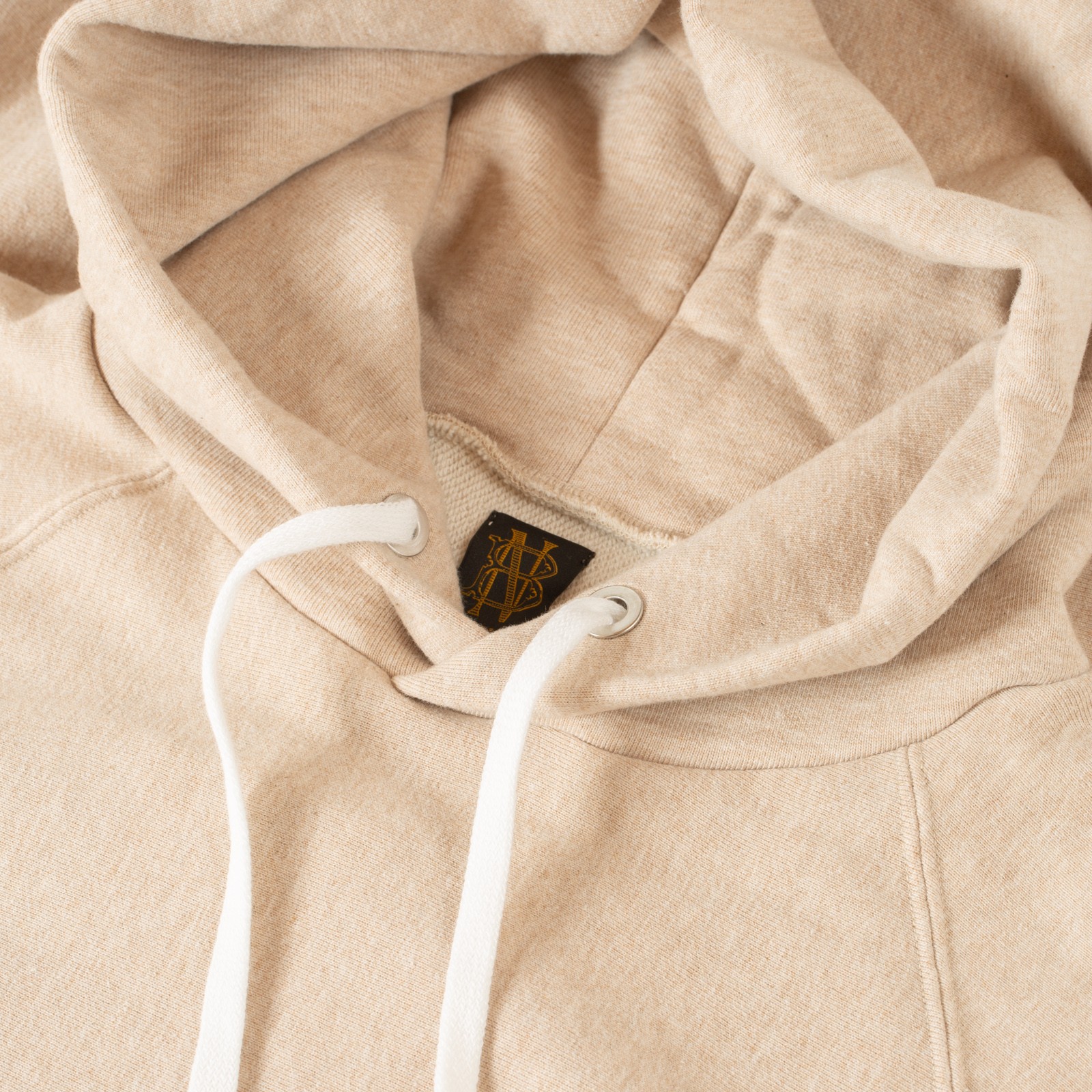 image flaneurs sweat capuche Batoner détail col