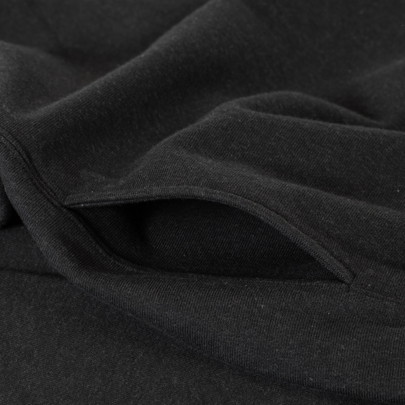 Jumberca Urake Crew Neck Black