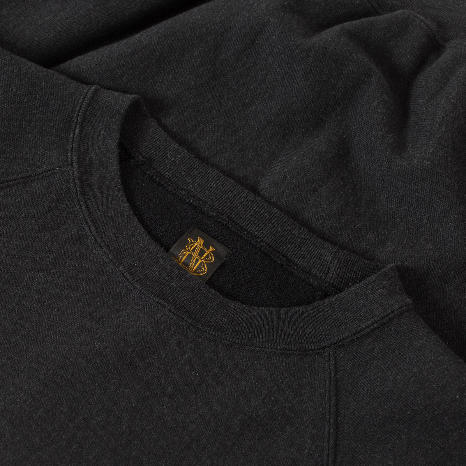 Jumberca Urake Crew Neck Black