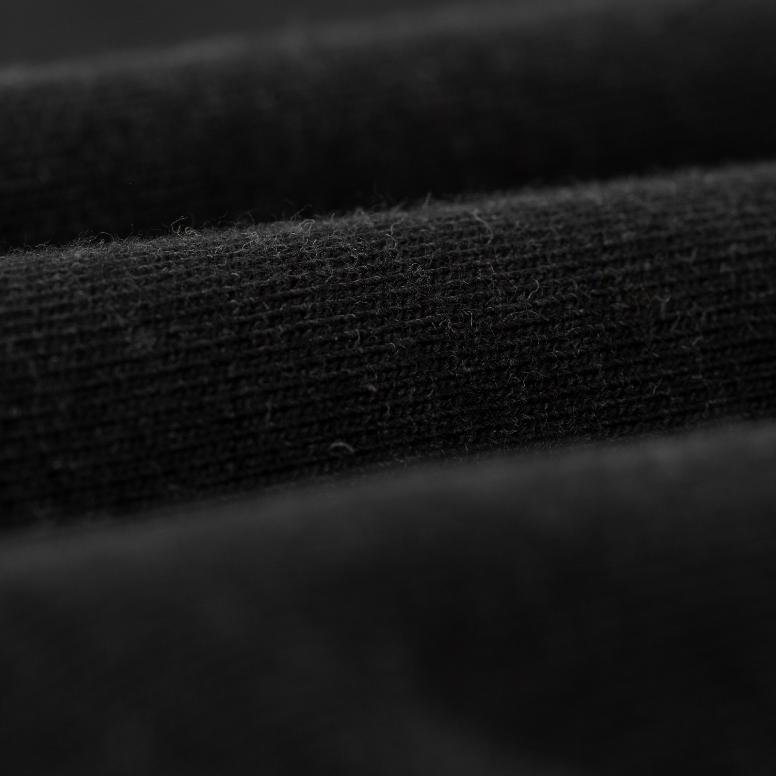 Jumberca Urake Crew Neck Black