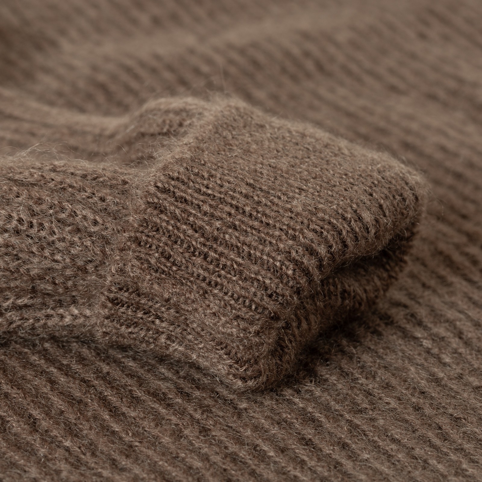 Pure Mohair Signature Crew Neck Olive
