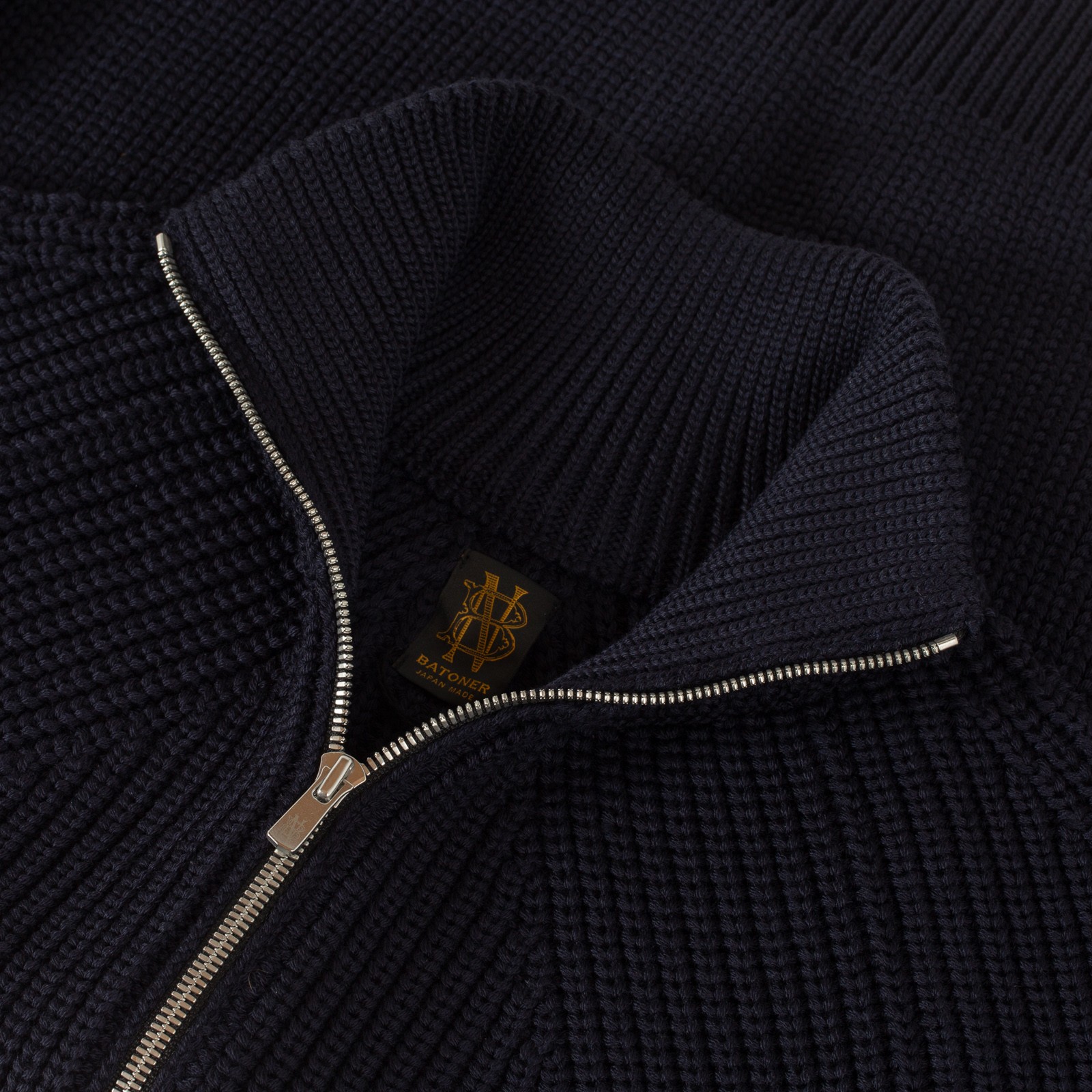 image flaneurs gilet épais Batoner signature drivers knit navy col