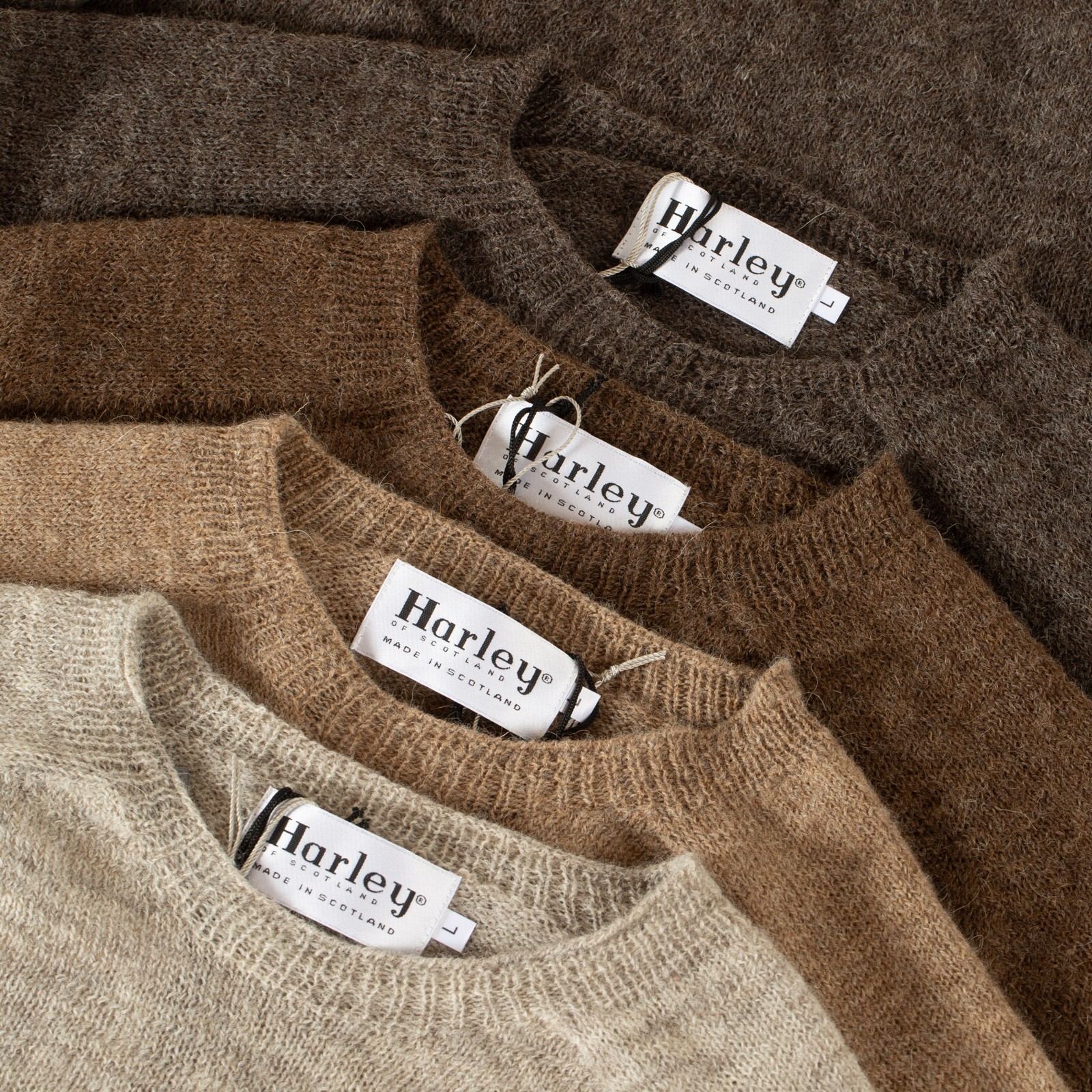 image flâneurs pull HARLEY OF SCOTLAND 1 Ply Voe True Shetland Crew Neck