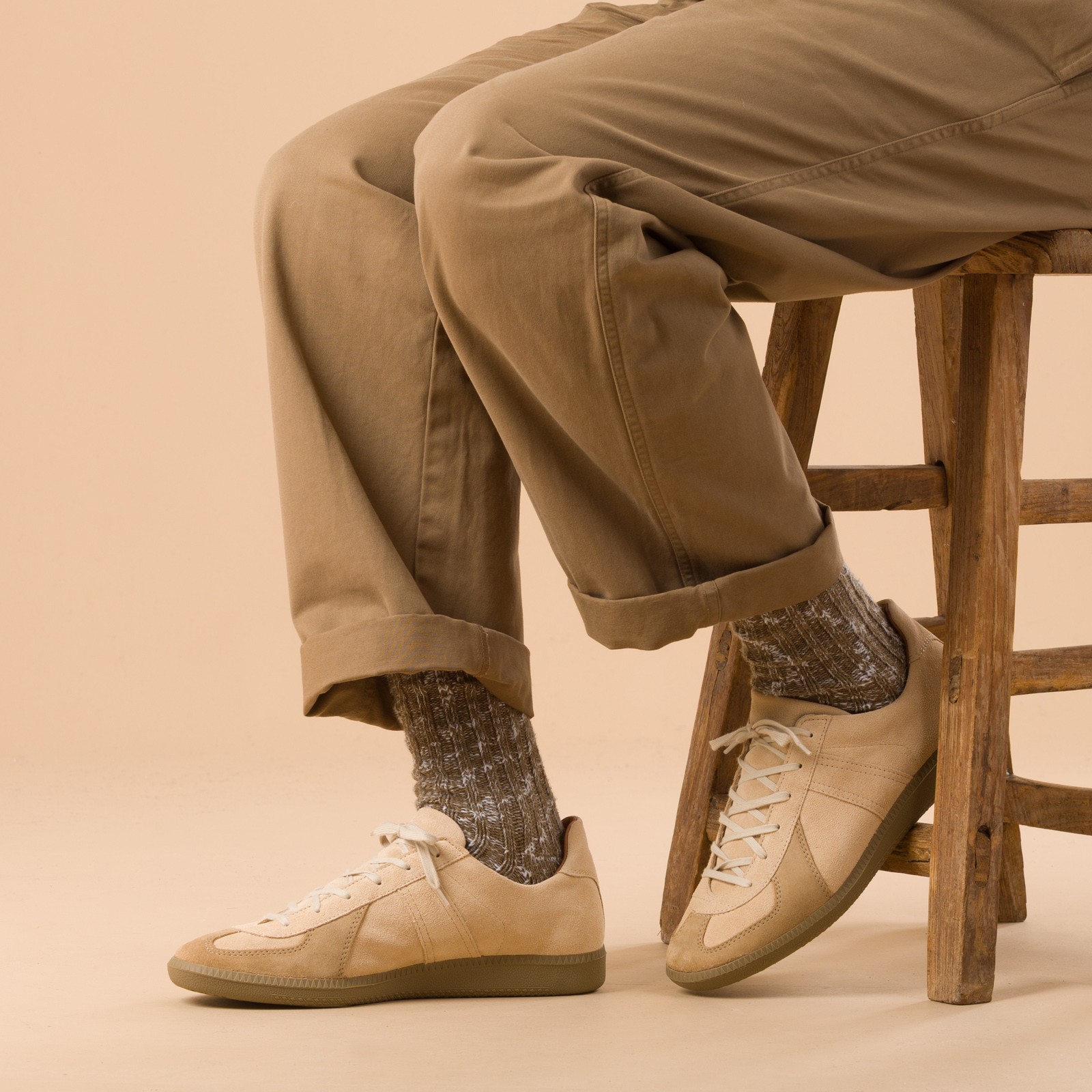 images flâneurs REPRODUCTION OF FOUND  German Military Trainer Beige Nubuck (3)