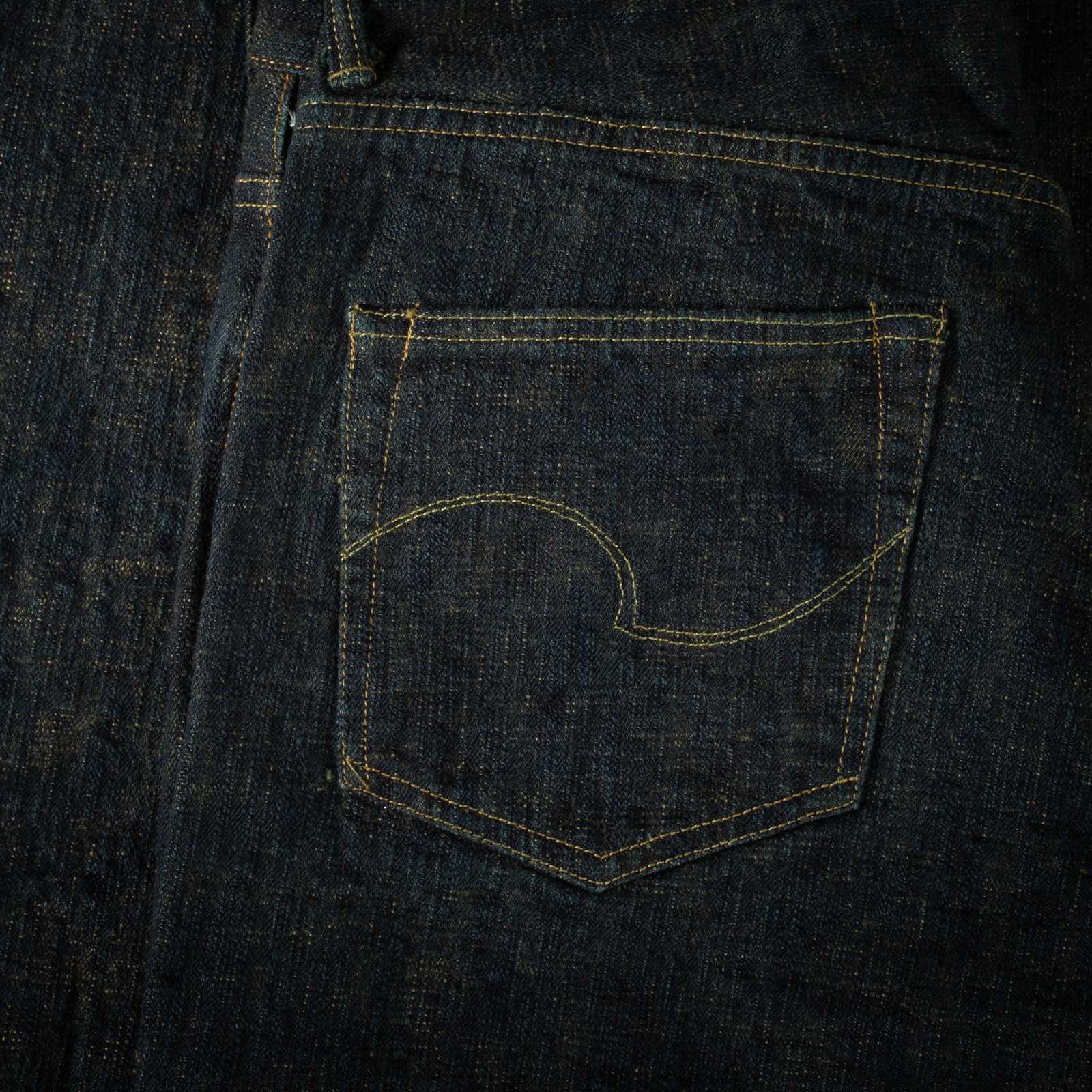 images flâneurs ONI DENIM  277 17oz Just Right Straight Bumpy Denim kusaki back pocket