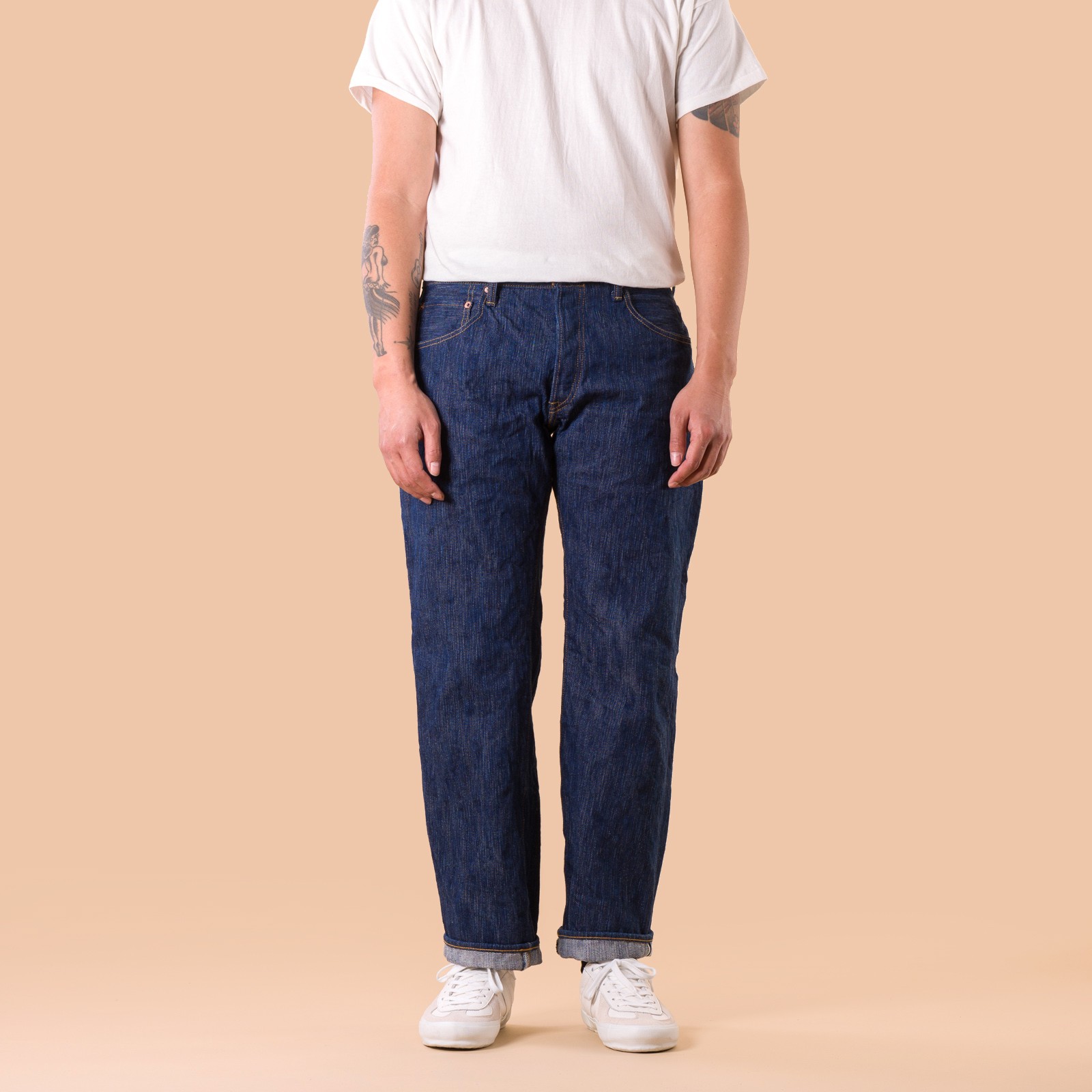 images flâneurs ONI DENIM  274 Awa Shoai Natural Indigo Regular Straight Selvedge Denim de face