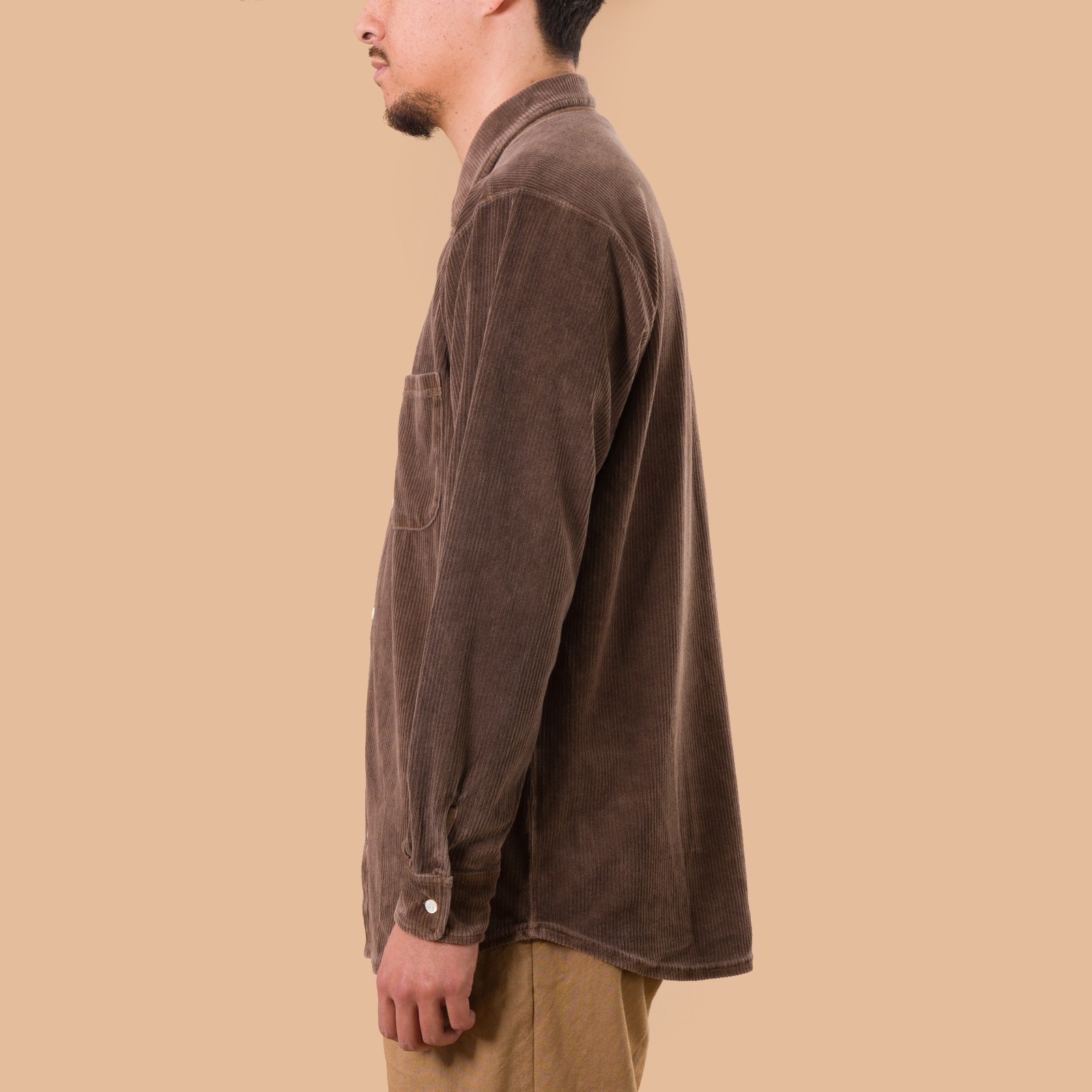 image flâneurs chemise en velours Good On p-brown side