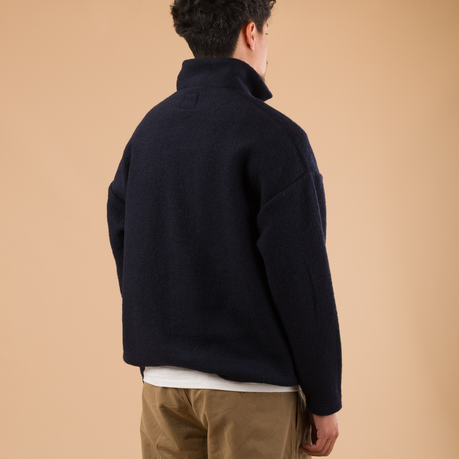 image flâneurs pull col polo Jackman Wool Himo Polo Navy de dos