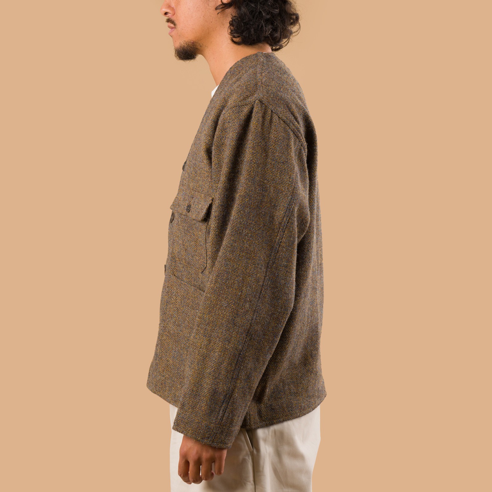 image de profil UNIVERSAL WORKS x FLÂNEURS Harris Tweed Plaid Cabin Jacket Gold
