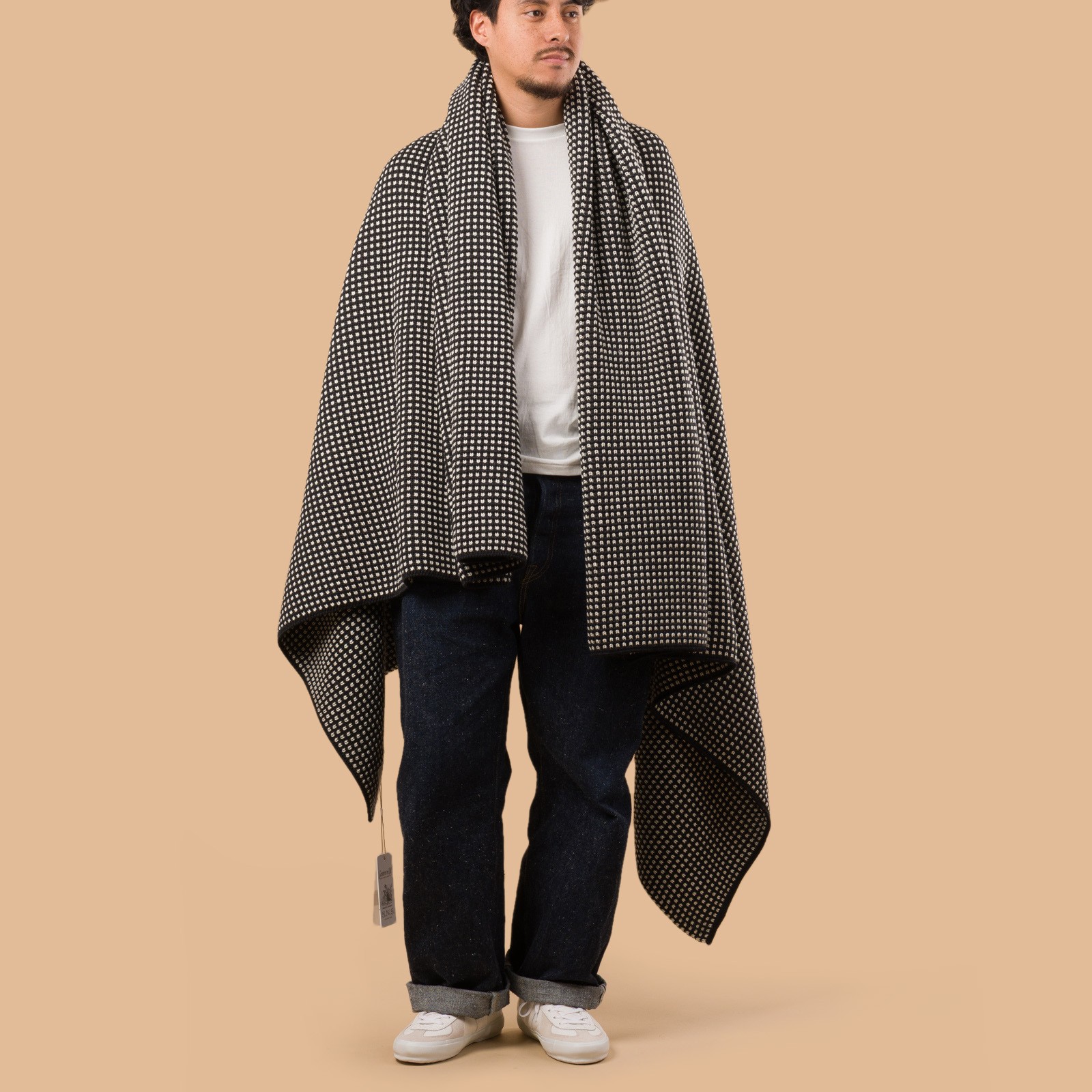 Vignettes  flâneurs SNS HERNING Loyal Blanket Faded Black