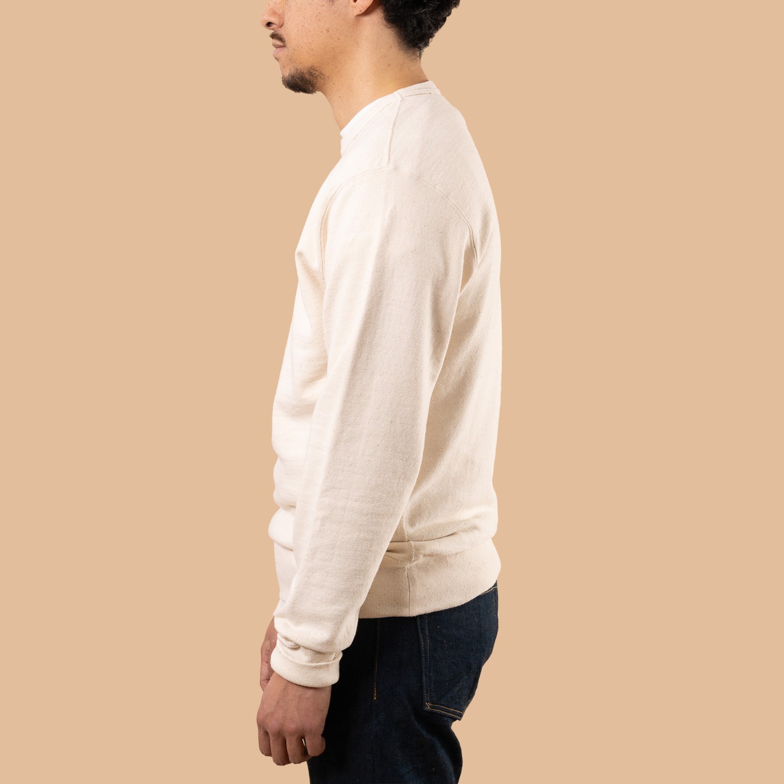 Image-Flâneurs_SAMURAI JEANS / Japanese Cotton Crewneck Sweatshirt Natural_de-profil