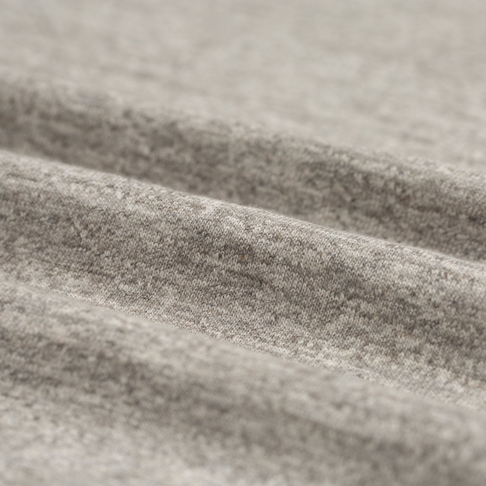 Image-Flâneurs_WAREHOUSE & CO. / Lot. 5906 L/S Crewneck T-Shirt heather Grey detail