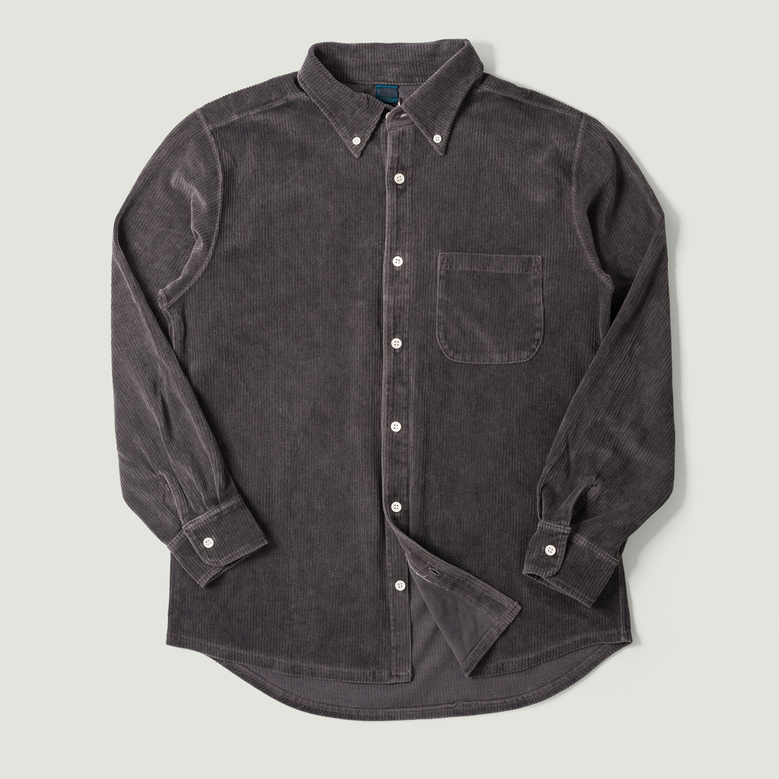 image flâneurs chemise en velours Good On p-black vignette