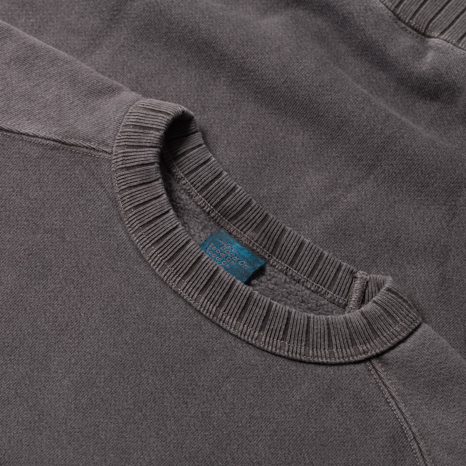 image flâneurs sweat Good On raglan p-black detail 1