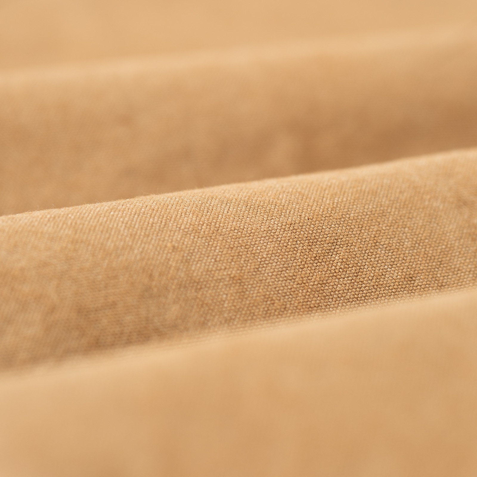 detail fabric flaneurs BEAMS PLUS x FLANEURS collaboration pantalon chino 2 Pleats Trousers Canvas Washer Camel 3