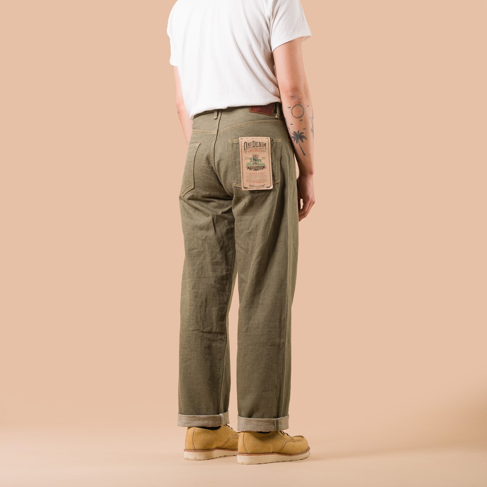 Image-Flâneurs_ONI DENIM / 822-18oz Super Wide Tapered Olive Drab Denim de dos