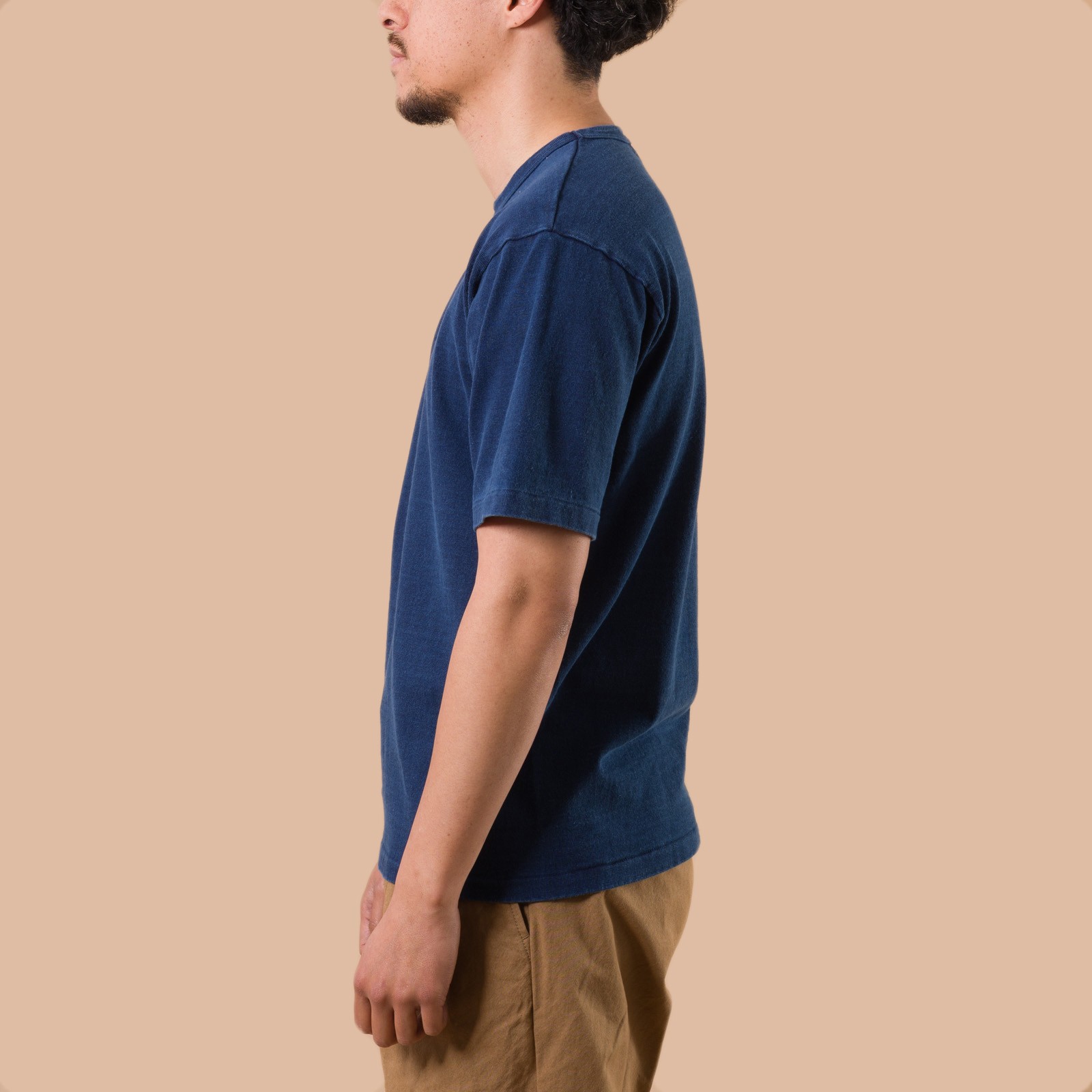 image porté flaneurs DUBBLE WORKS Heavyweight Short Sleeve Tee Indigo dos profil