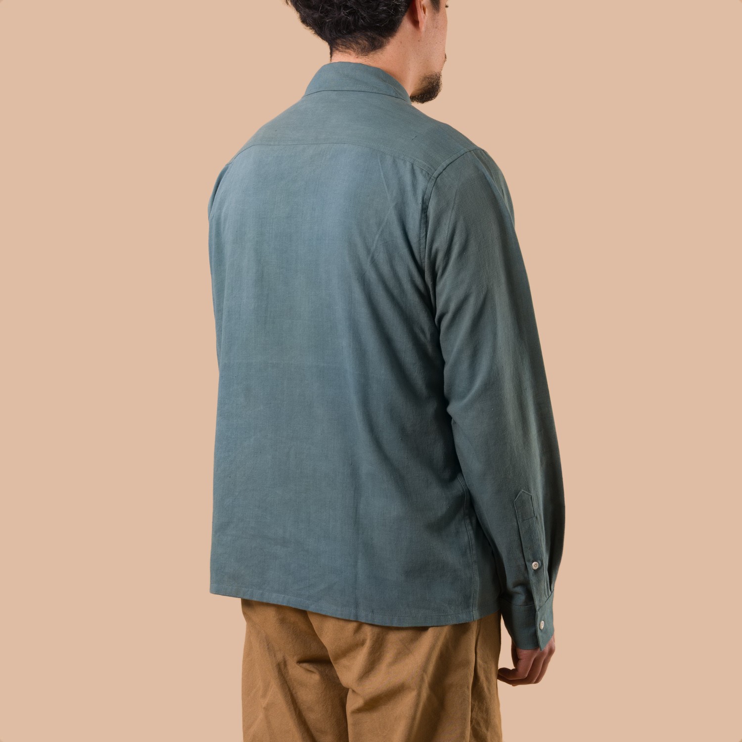 KARDO x FLANEURS LS Shirt Handwoven Denim Indigo medium de dos