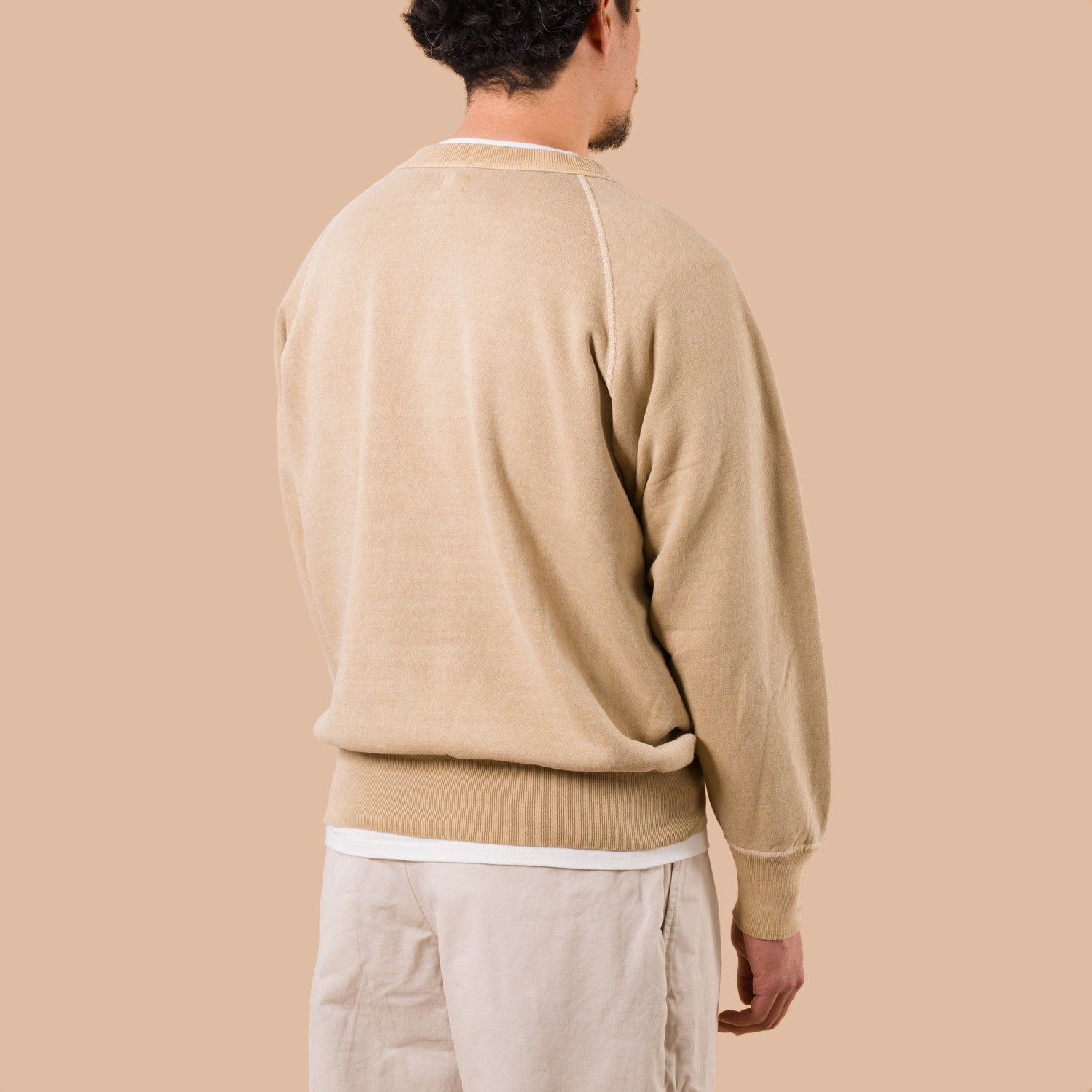 Flatseams Raglan Sweatshirt Pigment Dye Dark Beige