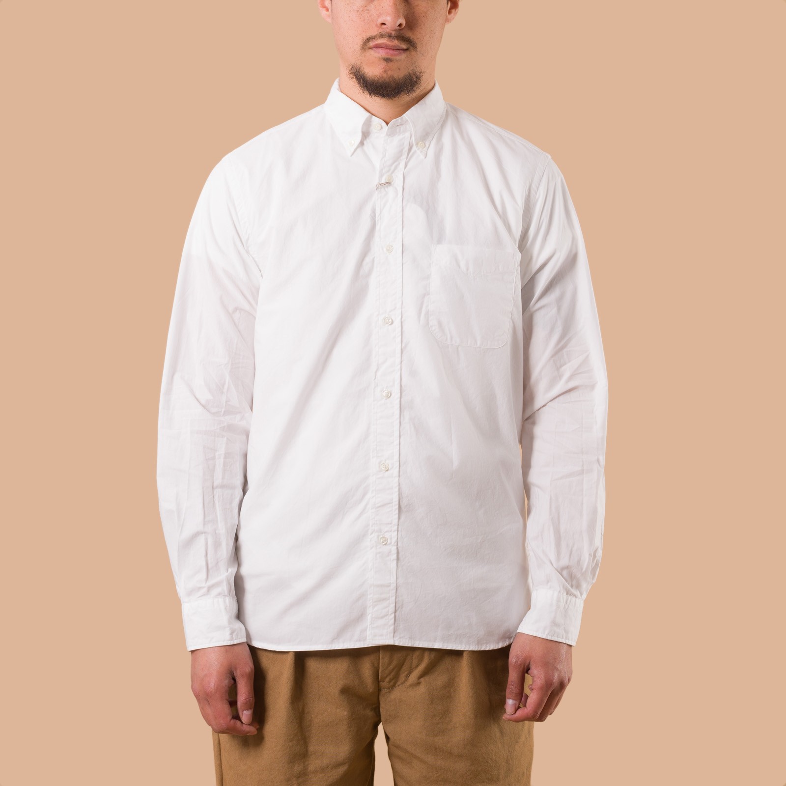 image portée de face flaneurs chemise oxford blanche Beams Plus Japan