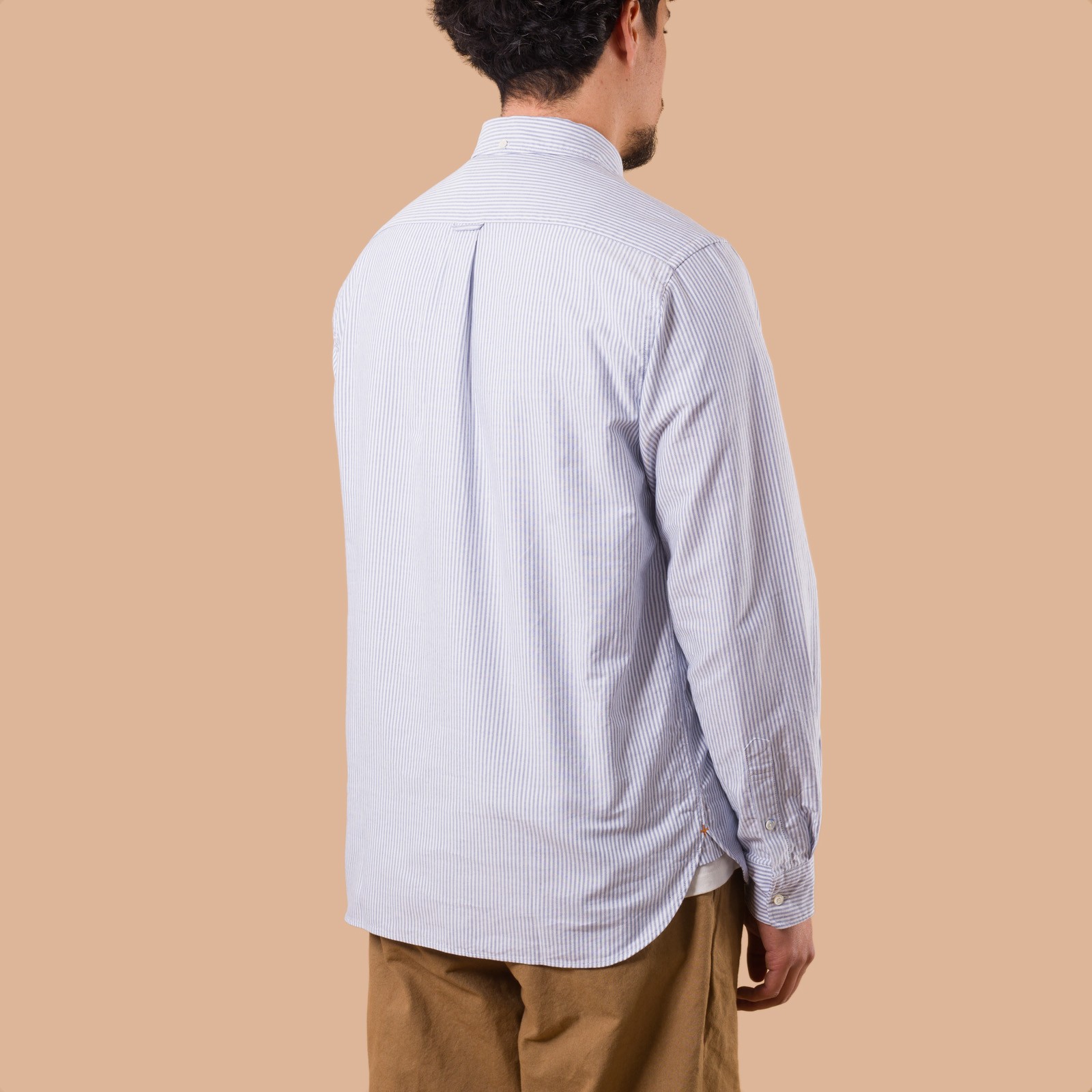 image portée de dos flaneurs chemise oxford candy stripe blue Beams Plus Japan