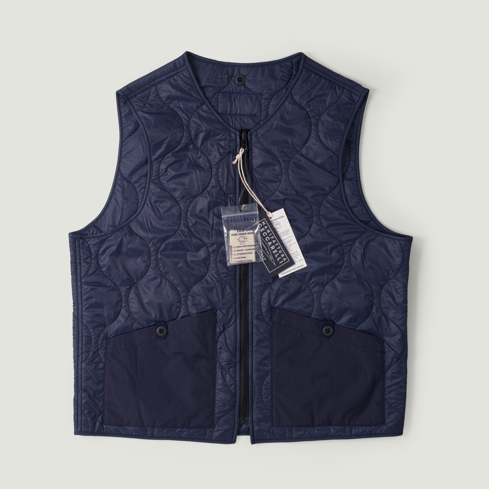 Image-Flâneurs_MANIFATTURA CECCARELLI / All Season Vest navy vignette
