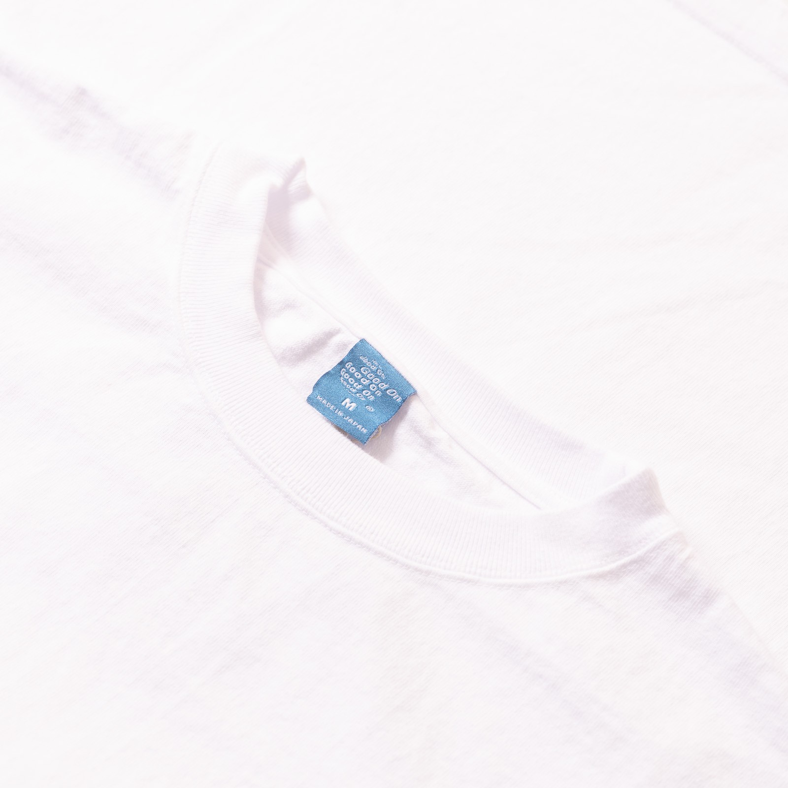 Image-Flâneurs_GOOD ON / L/S Heavy Crew Tee White détail col