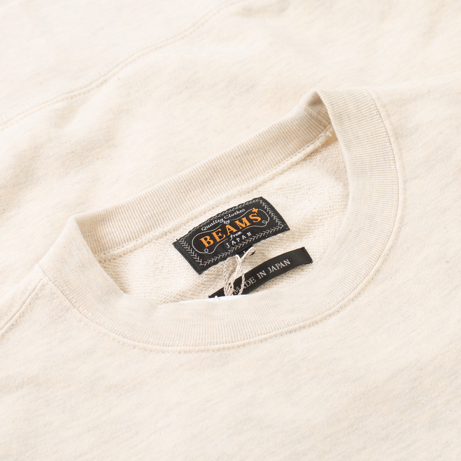 détail col flaneurs  BEAMS PLUS crewneck sweatshirt Oatmeal (2)