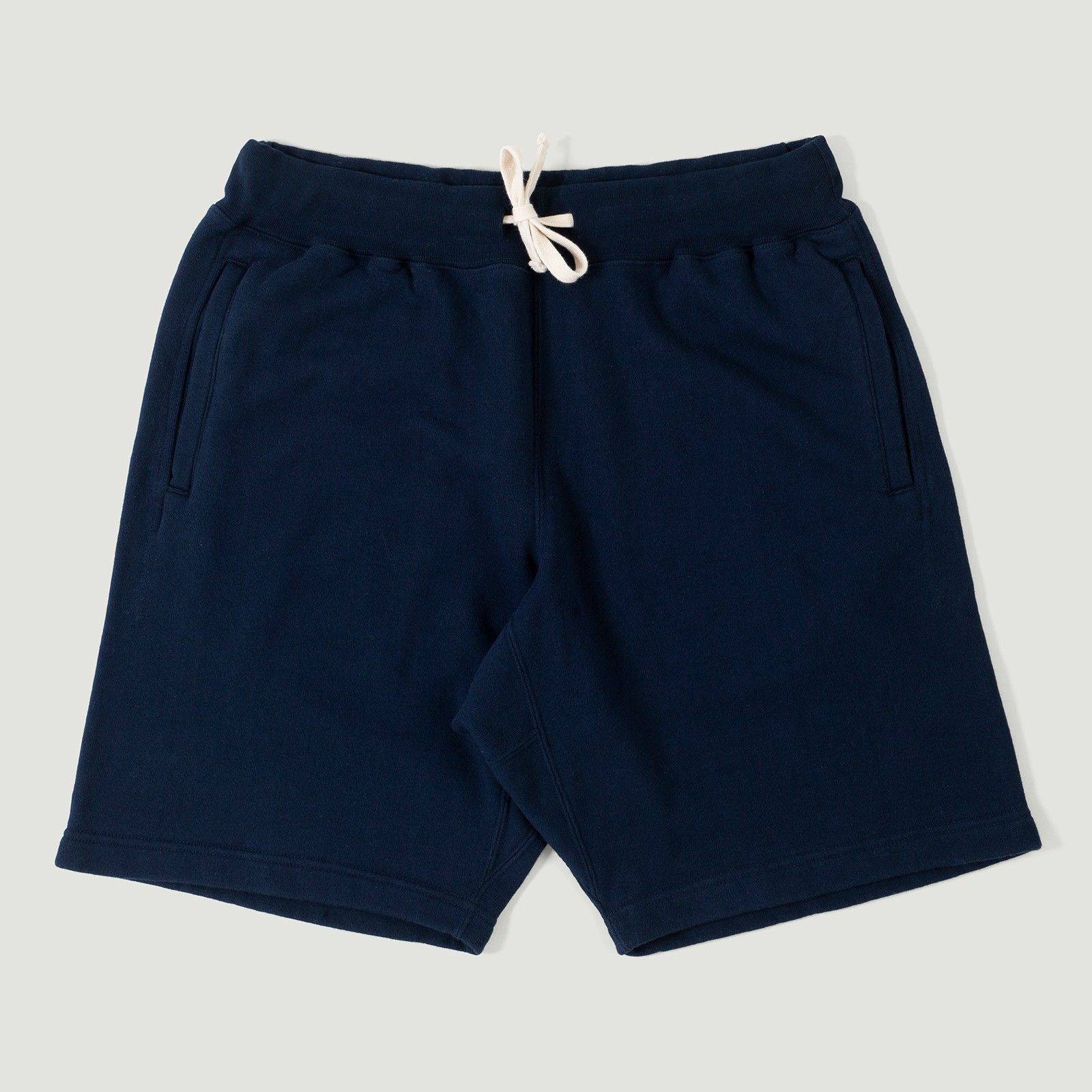 Vignettes flaneurs  BEAMS PLUS sweat short Navy