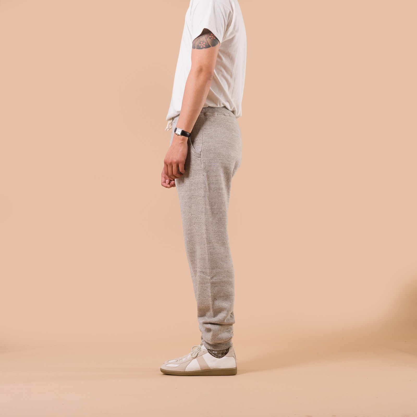 Image-Flâneurs_DUBBLE WORKS / Loopwheel Sweat Pants Heather Grey profil