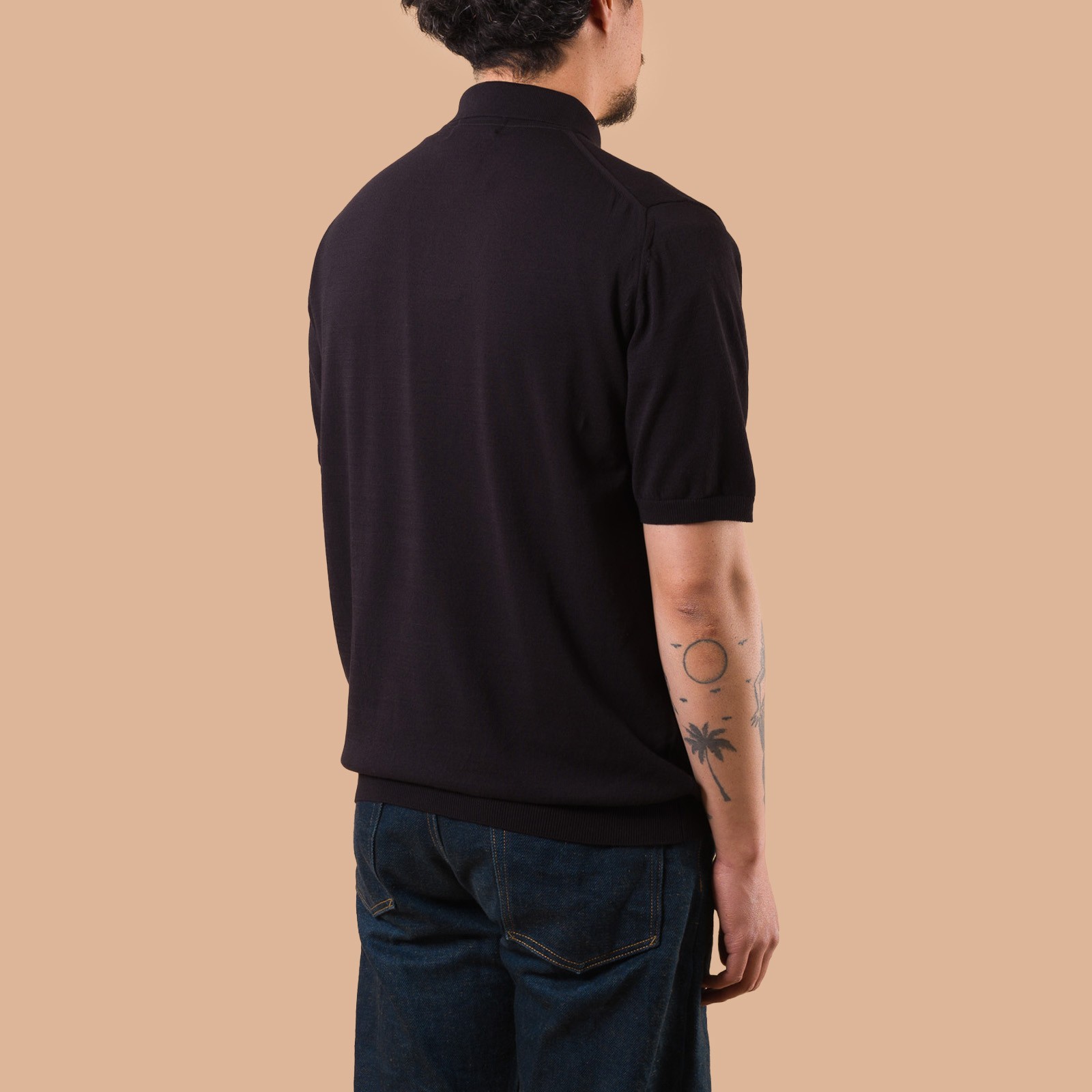 Image_Flâneurs_MOONCASTLE / Polo Ice Cotton Manches Courtes Black de dos