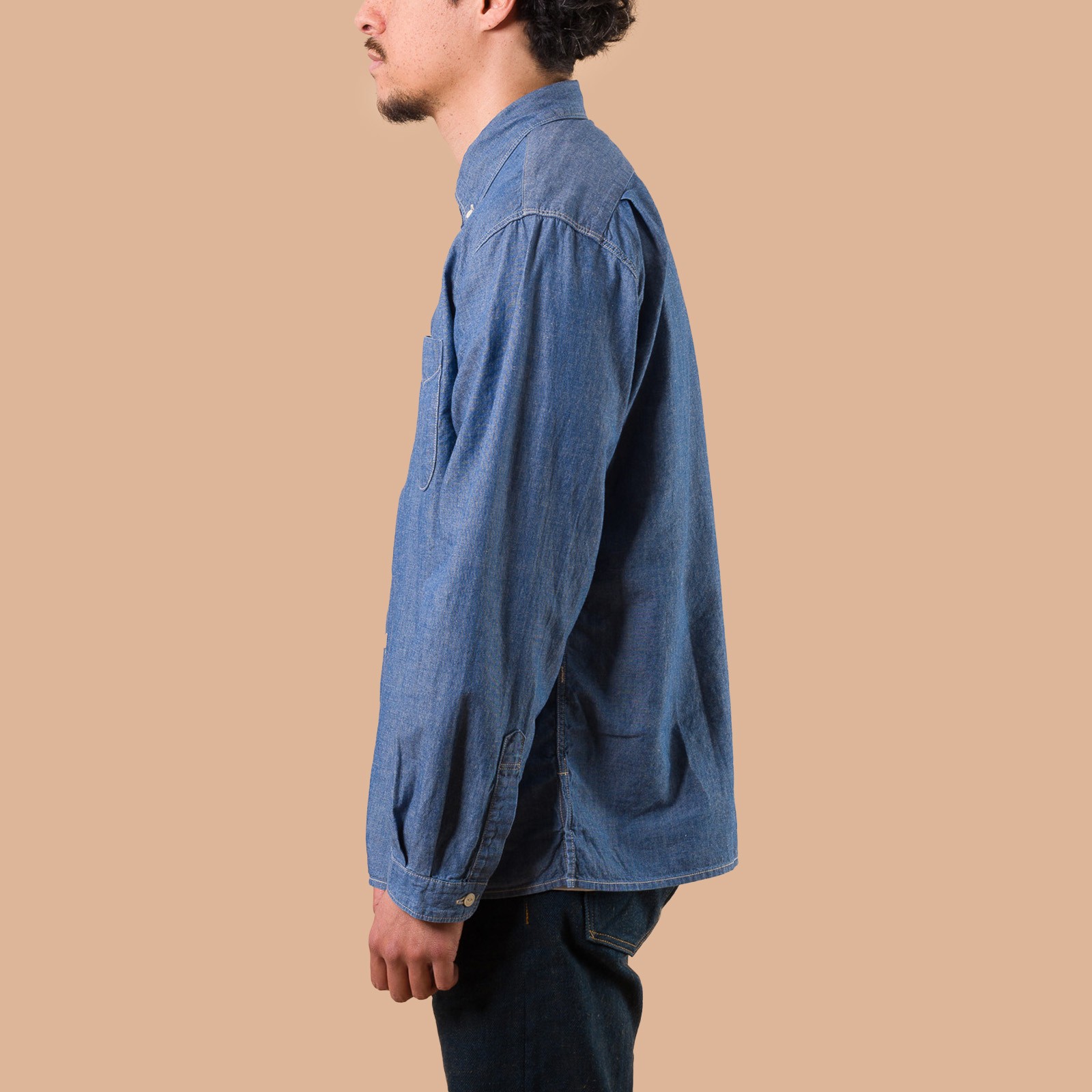 image flâneurs SEUVAS / Chambray L/S BD Shirt Blue de profil