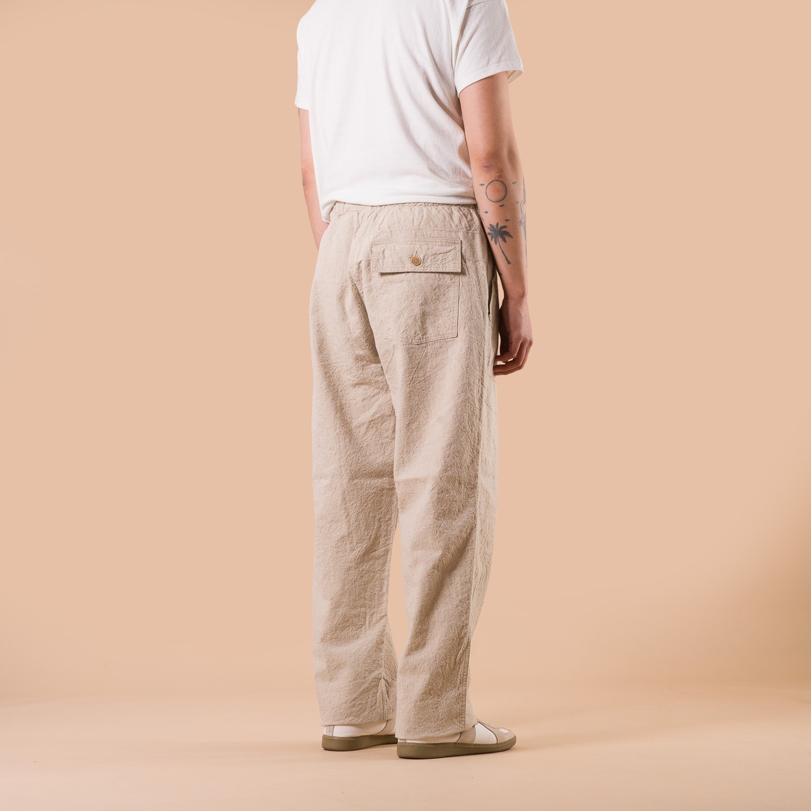 image flâneurs SEUVAS / L/C Relaxed Pants Natural de dos