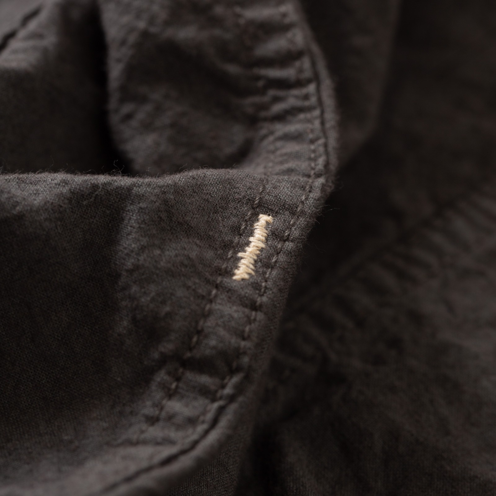 détail broderie  flaneurs veste trucker Seuvas grise (1)