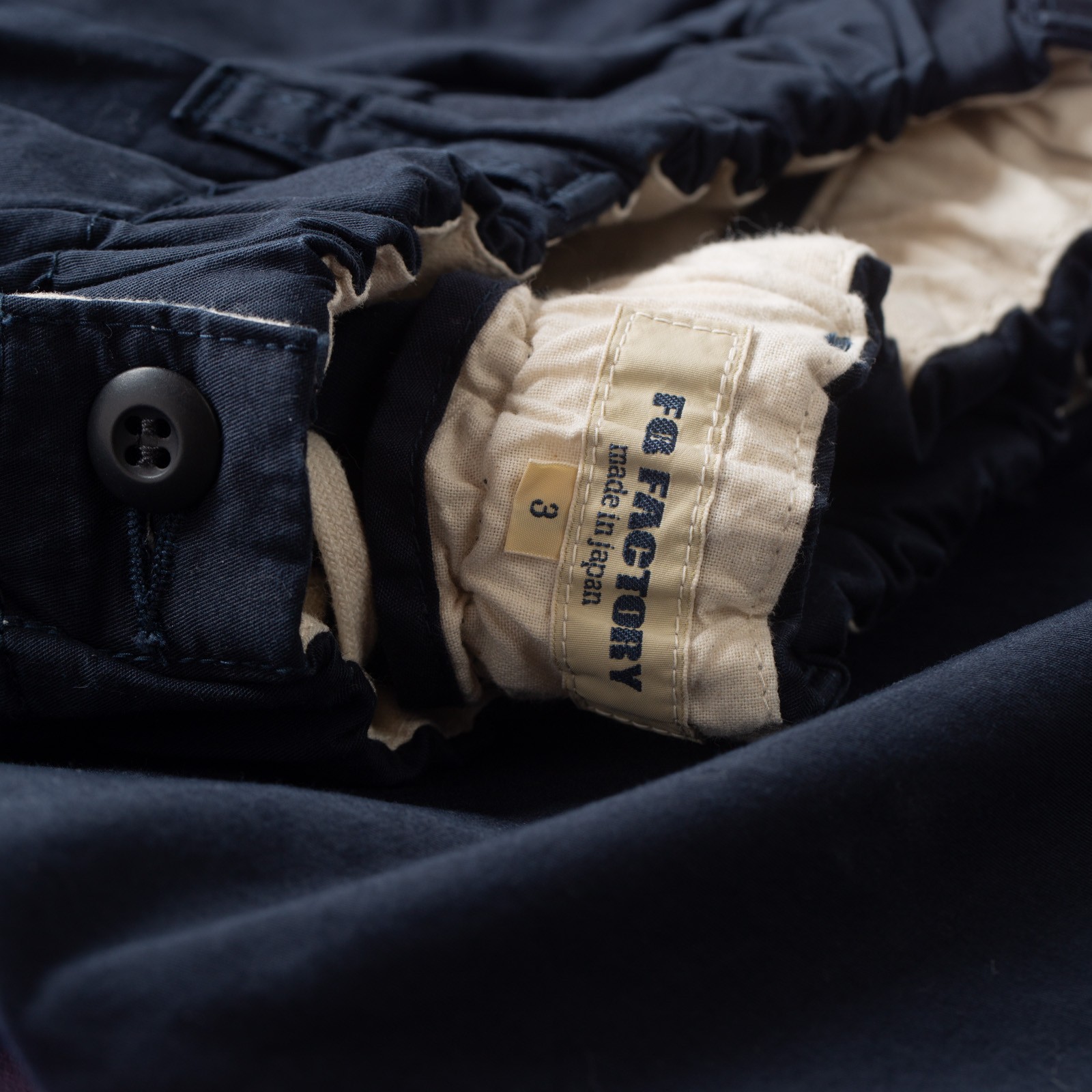 détail elastic waist flâneurs pantalon FOB Factory F0549 Stretch Twill Easy Pants Navy (2)