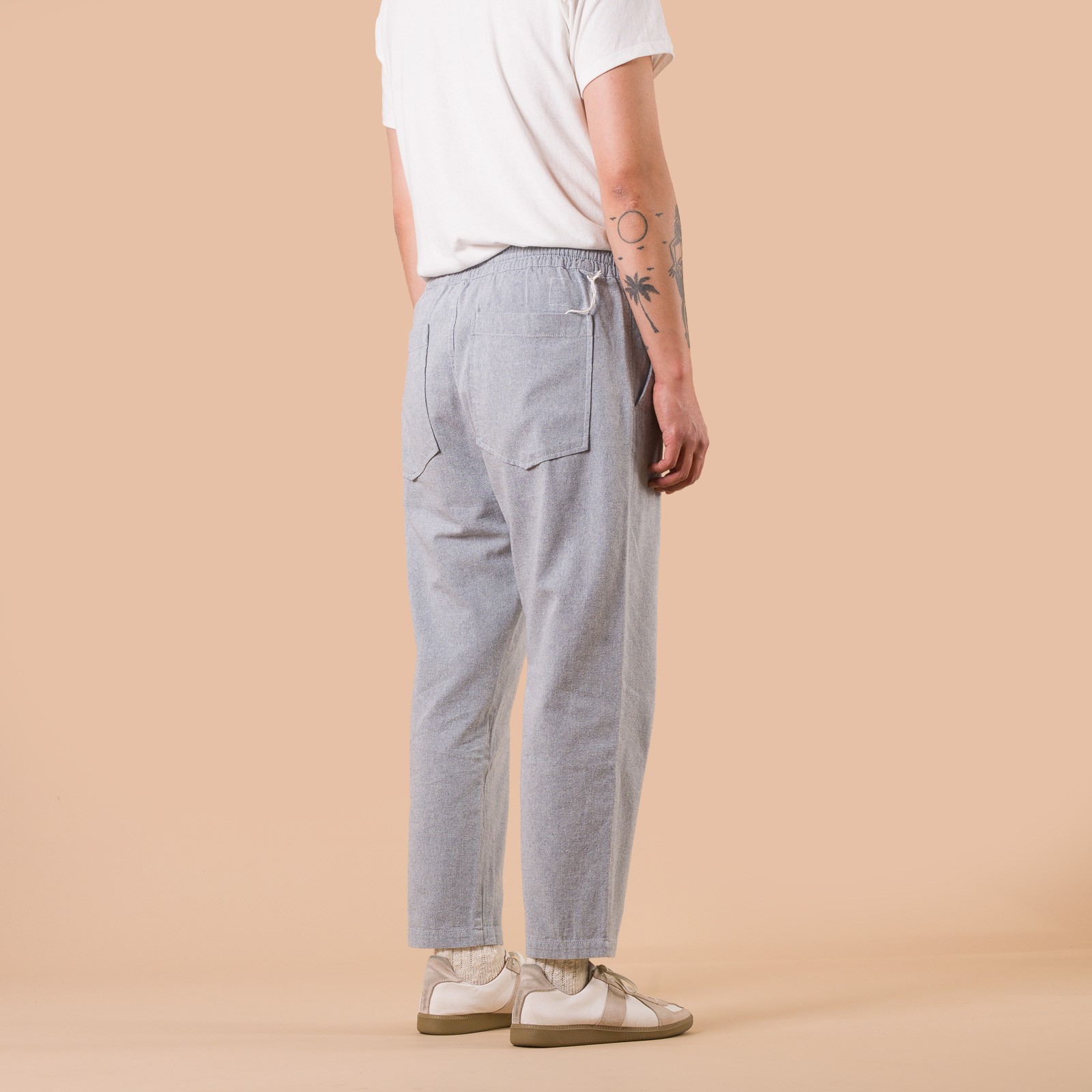 image flâneurs UNIVERSAL WORKS / Hi Water Trouser Jean Cloth Reworked Light Indigo de dos