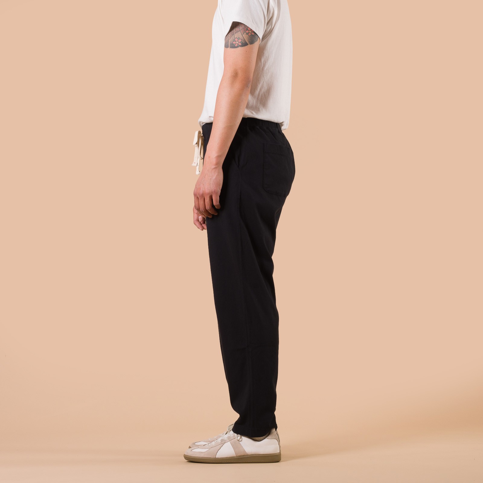 Image-Flâneurs_GOOD ON / Tee Pants Black profil