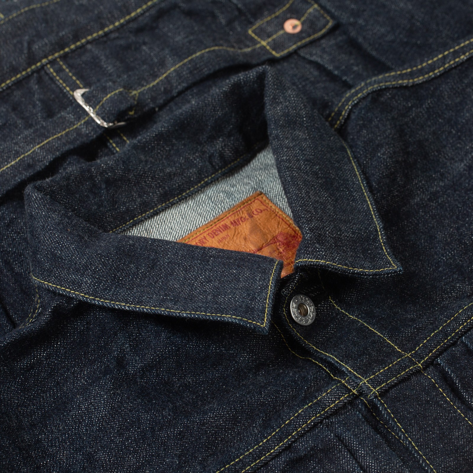 detail col flaneurs FOB FACTORY  F2460 14oz WWII Denim Blouse (2)