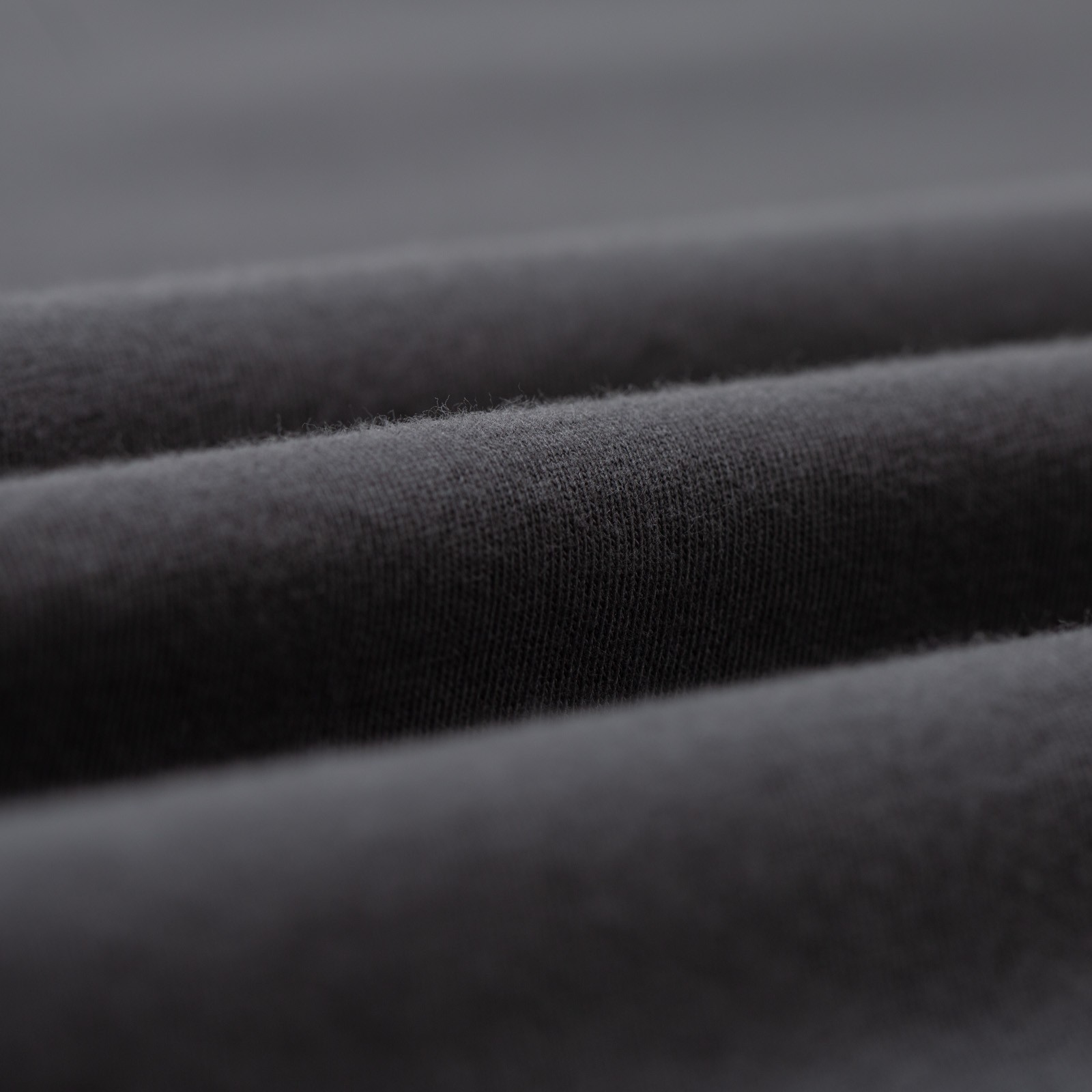 detail flaneurs BATONER Light Meriyasu T-Shirt charcoal (1)