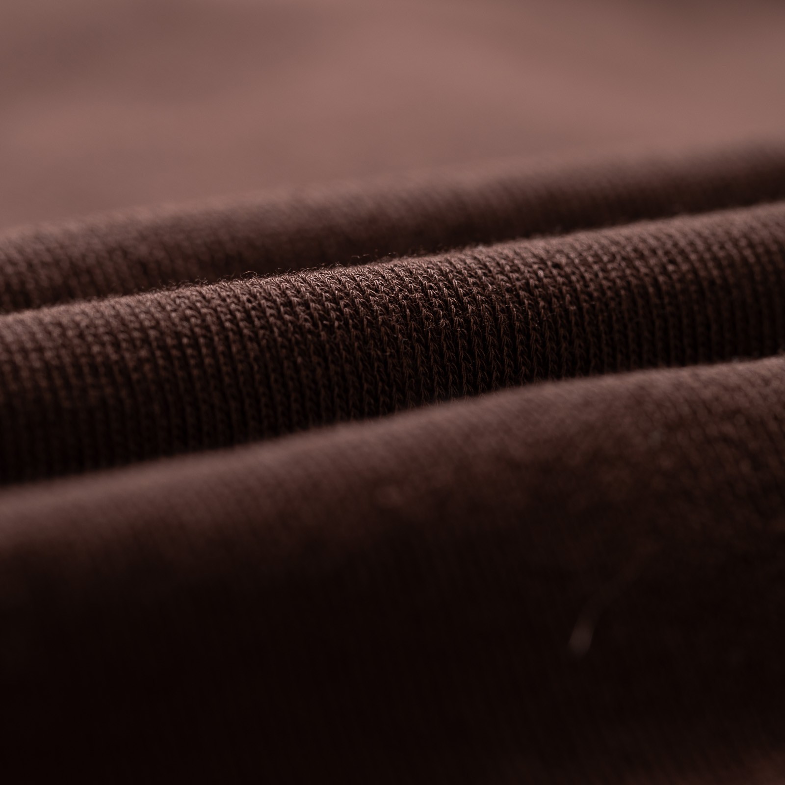 image flâneurs MOONCASTLE / Ice Cotton Poloneck Brown détail matière