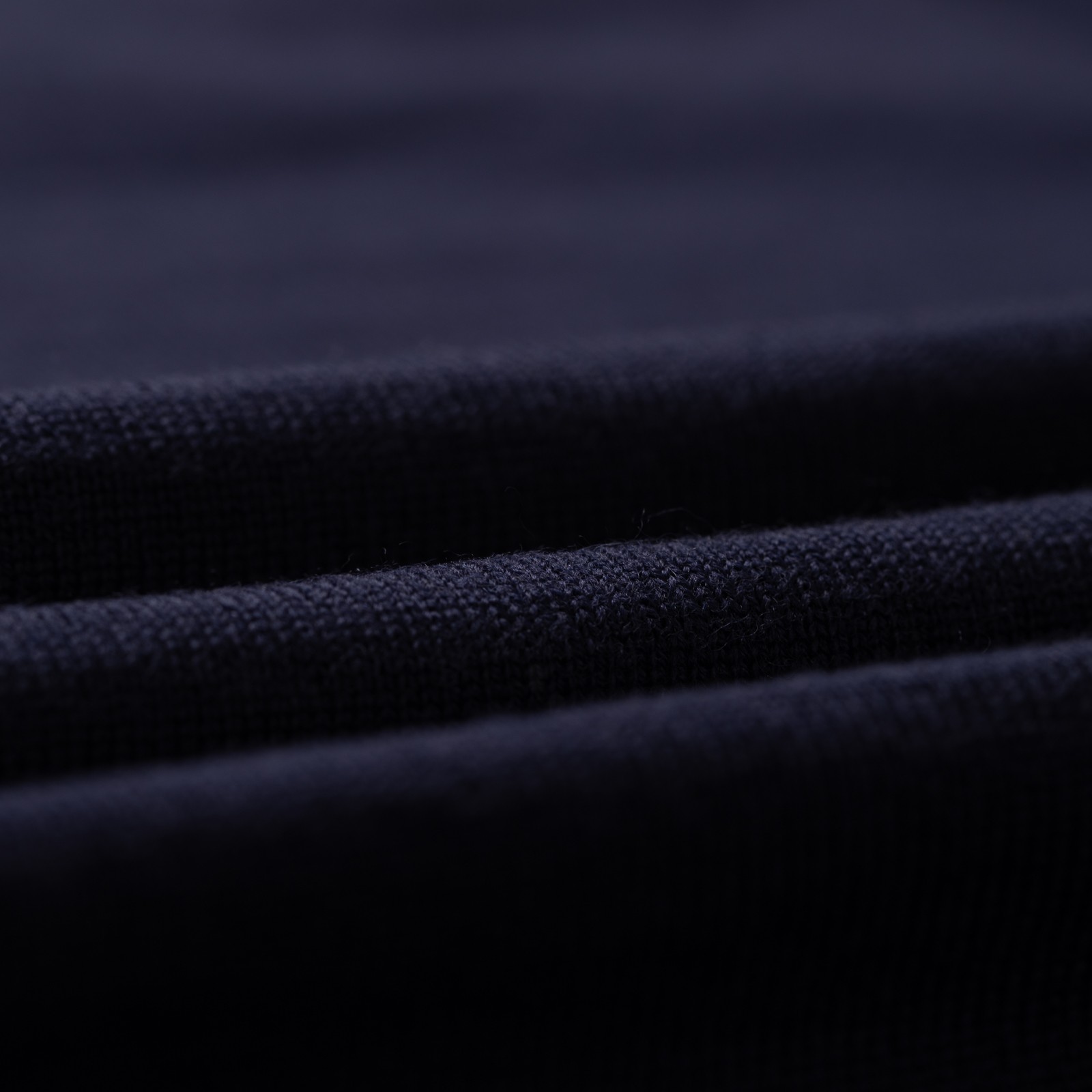 image flâneurs MOONCASTLE / 12G Wool Crewneck Short Sleeve Dark Navy détail matière