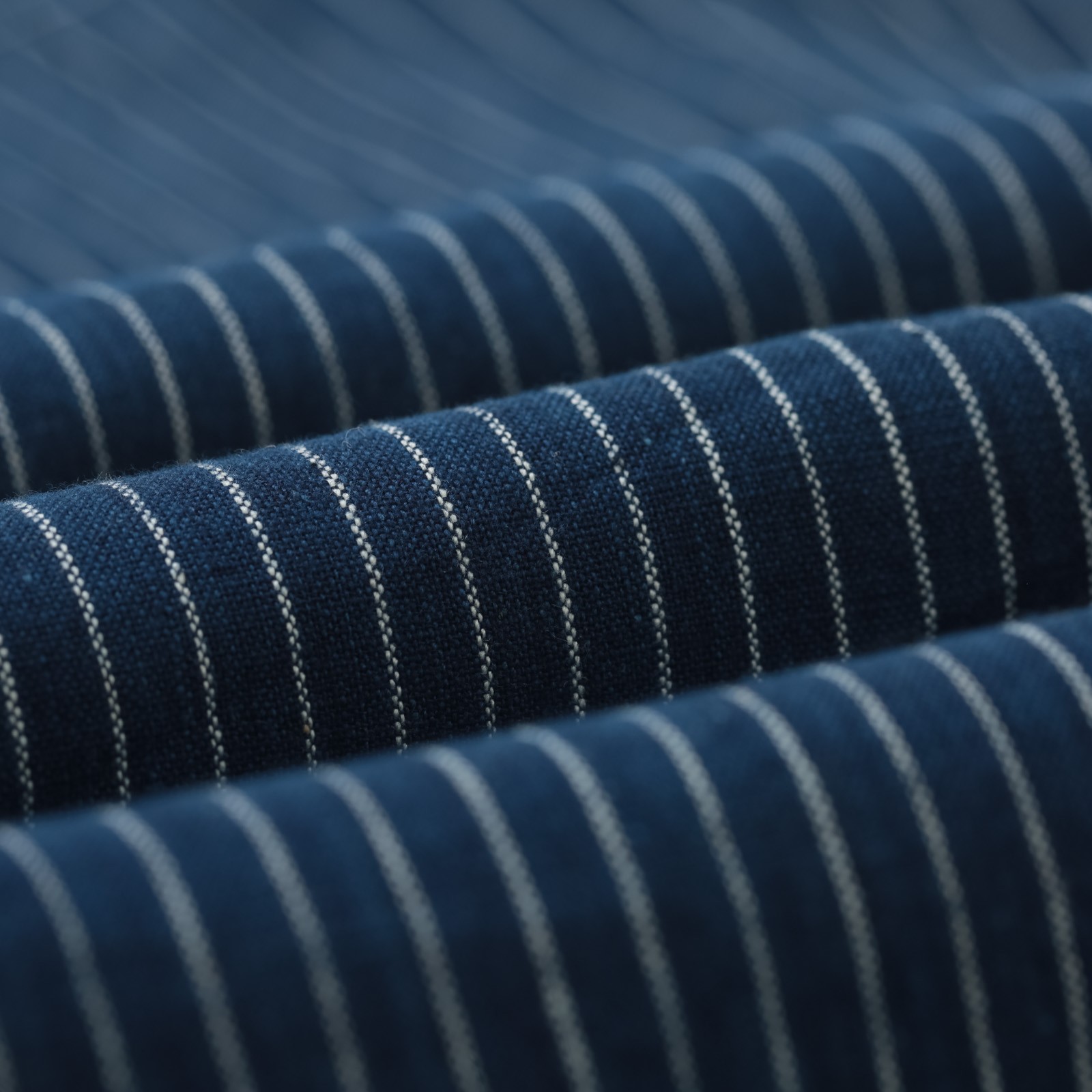 image détail KARDO x FLANEURS chemisette motif Shirt Handwoven Stripes Indigo (1)