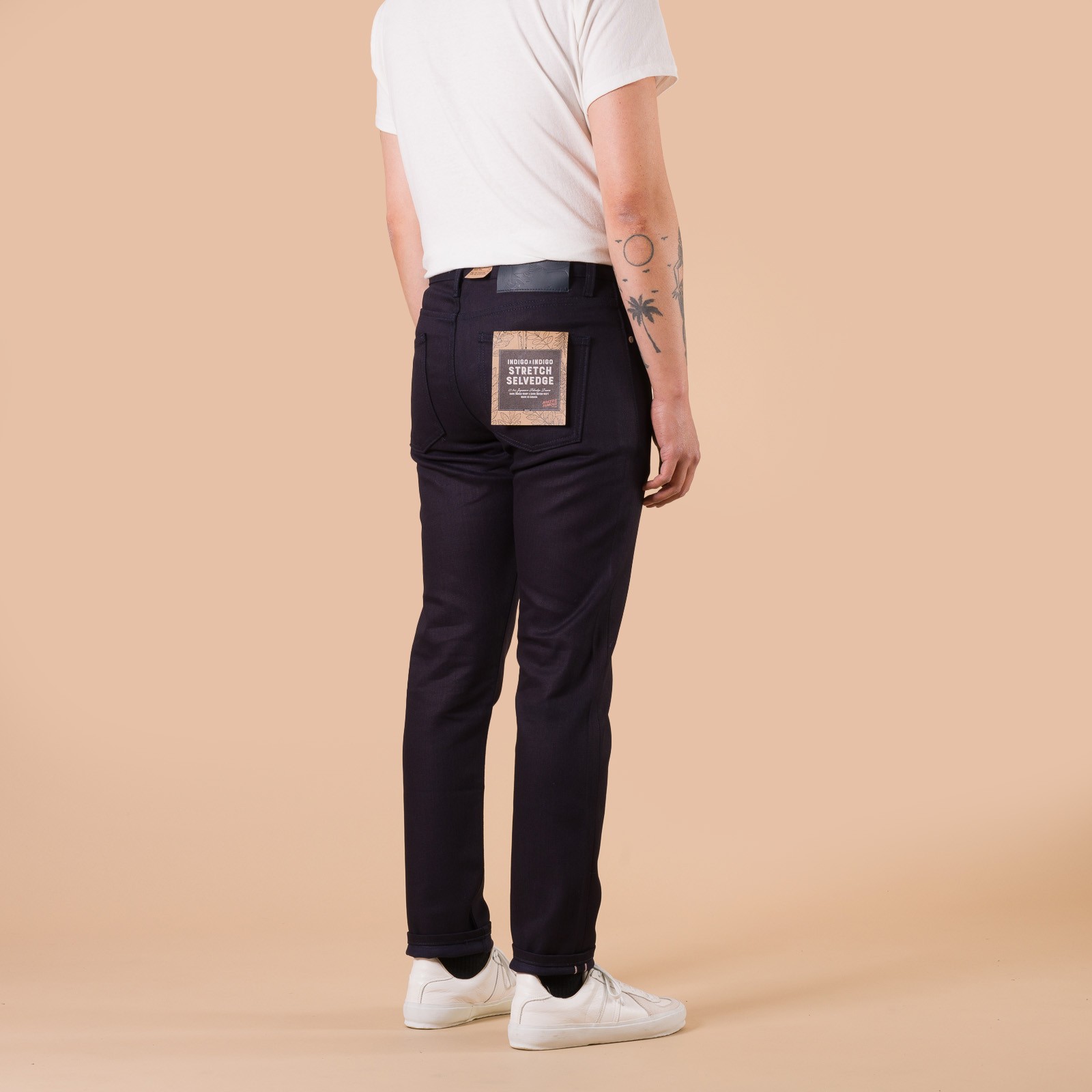 photo flâneurs NAKED & FAMOUS SuperGuy Indigo X Indigo Stretch Selvedge porté de dos