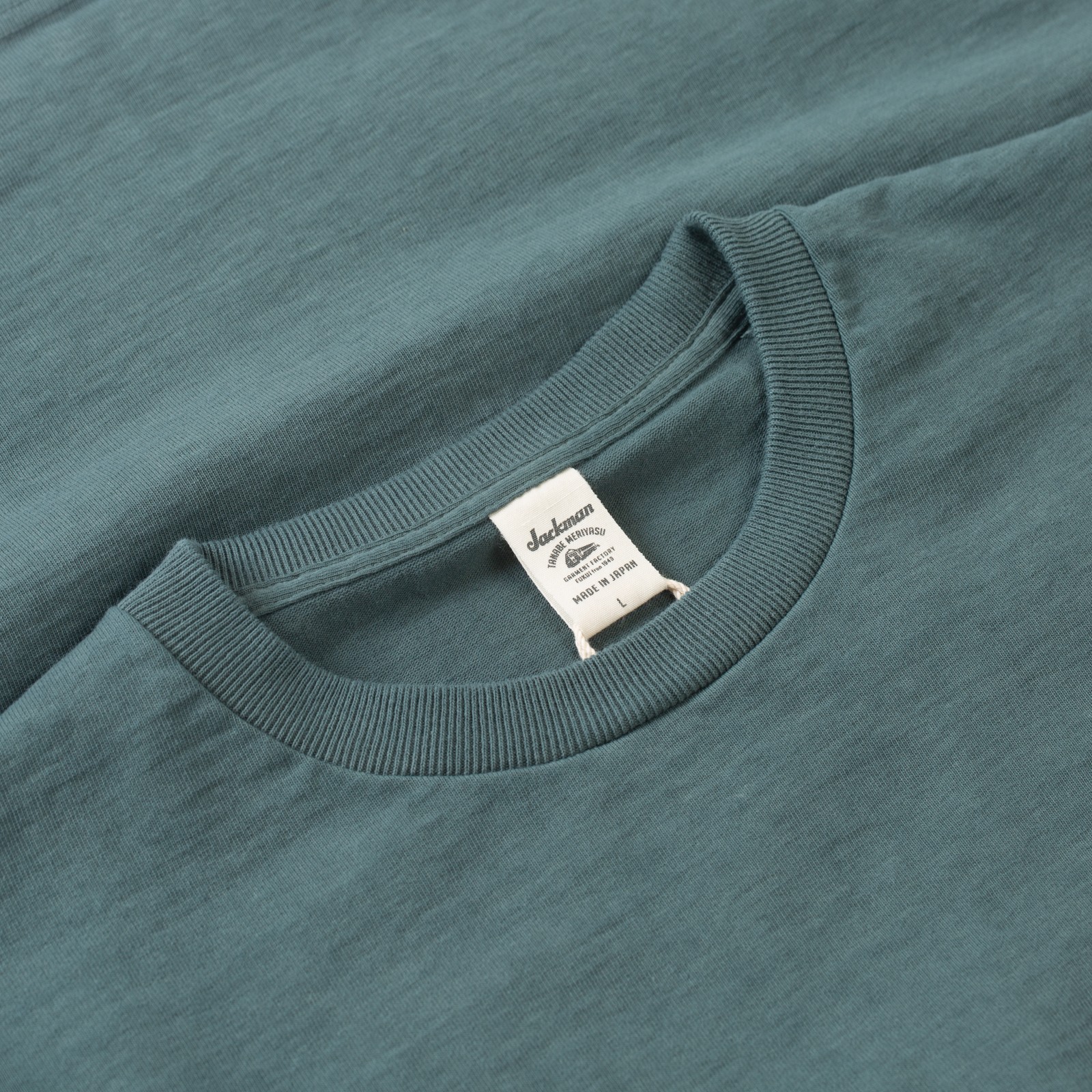 détail flaneurs JACKMAN Dotsume T-Shirt Cloudy Green (2)